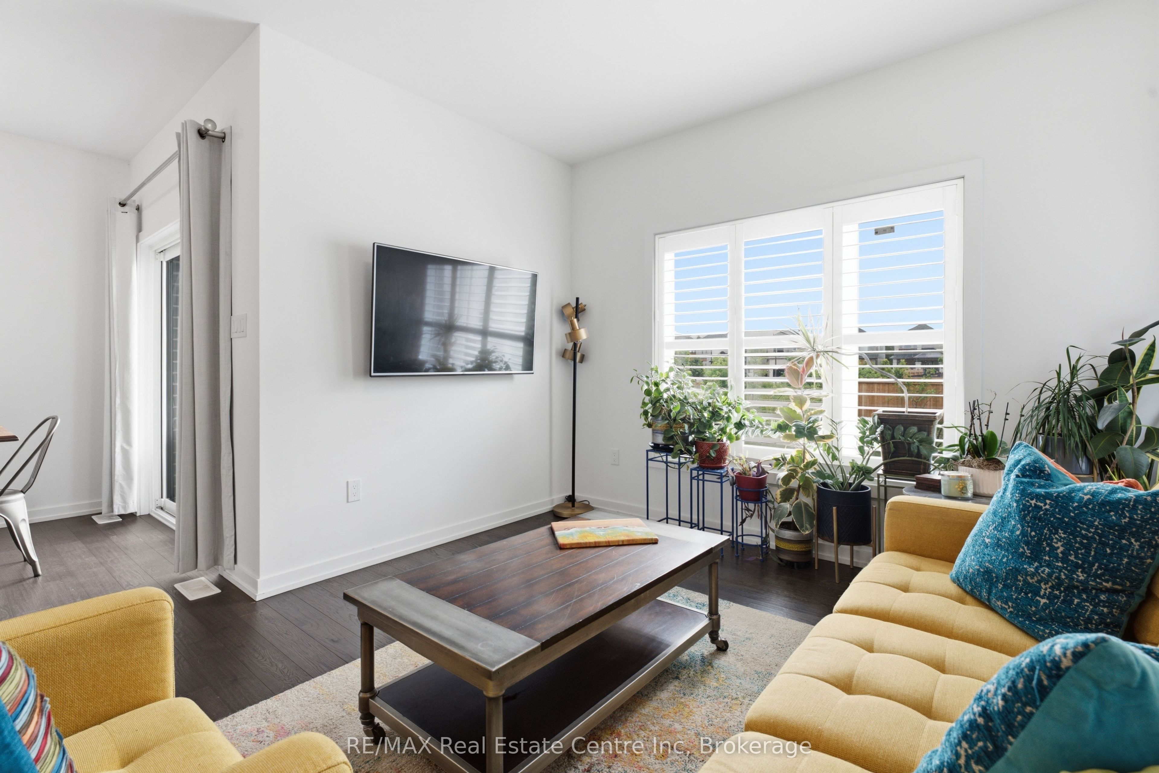 50 Ferris Circle Property Photo 9