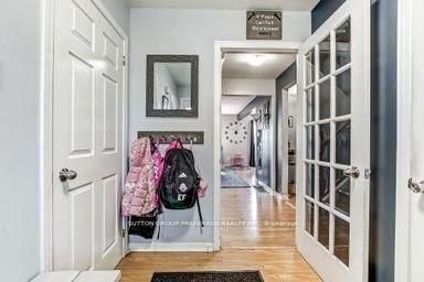 711 Osgoode Drive 17 Property Photo 2