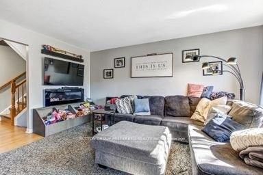 711 Osgoode Drive 17 Property Photo 5