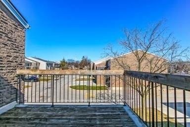 711 Osgoode Drive 17 Property Photo 14