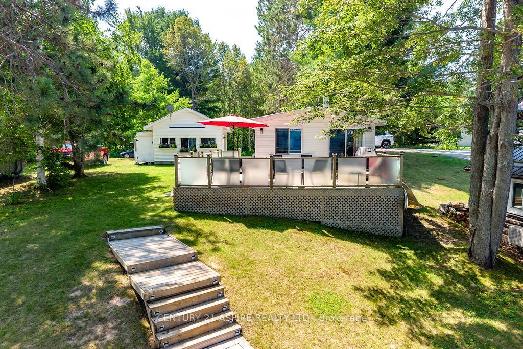 747 Rock Point Lane Property Photo 1