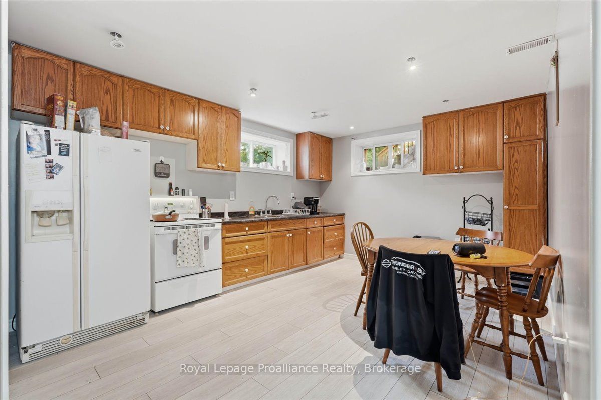 16 Graham Street Property Photo 13