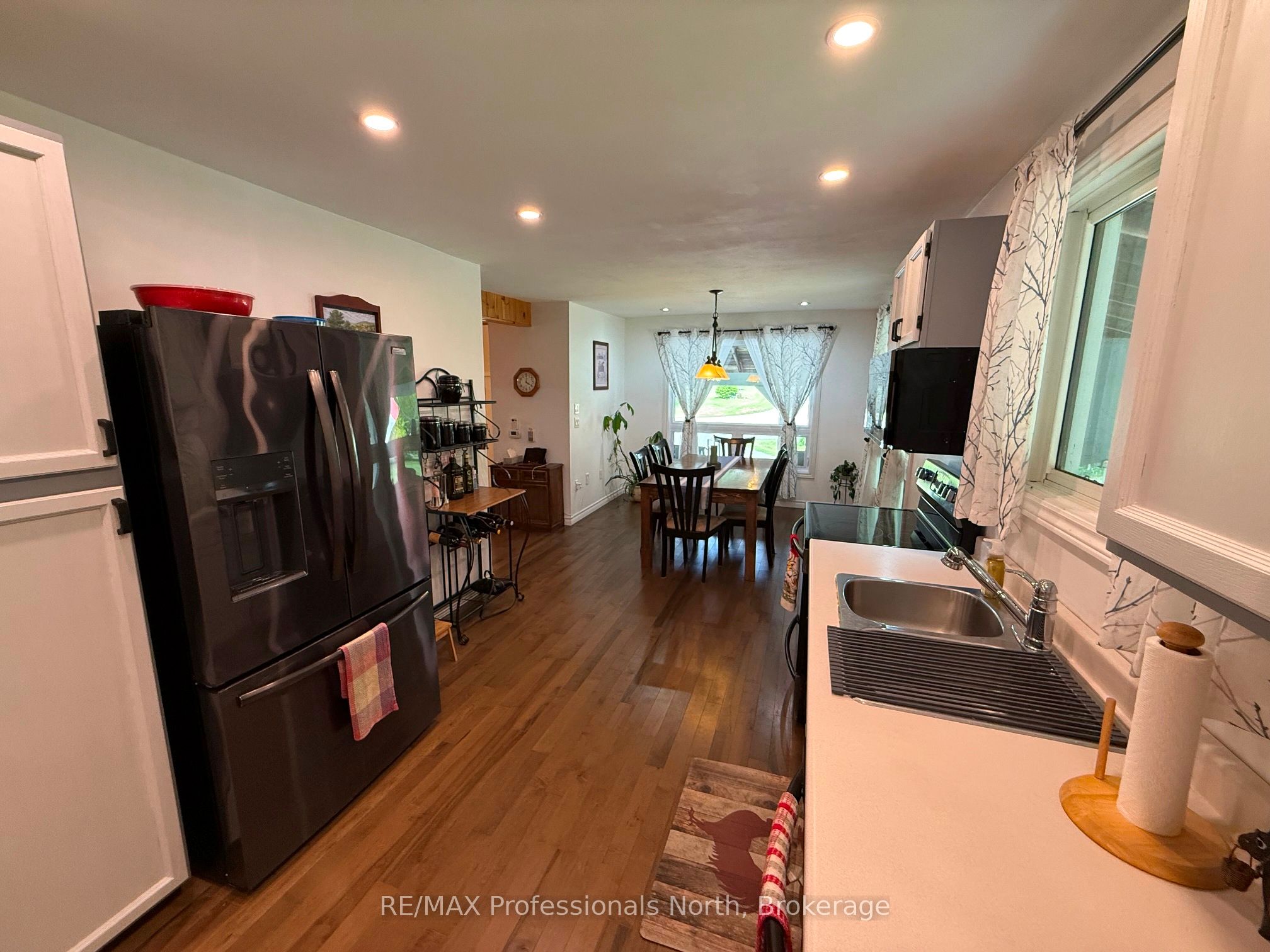 1023 Chester Crescent Property Photo 23
