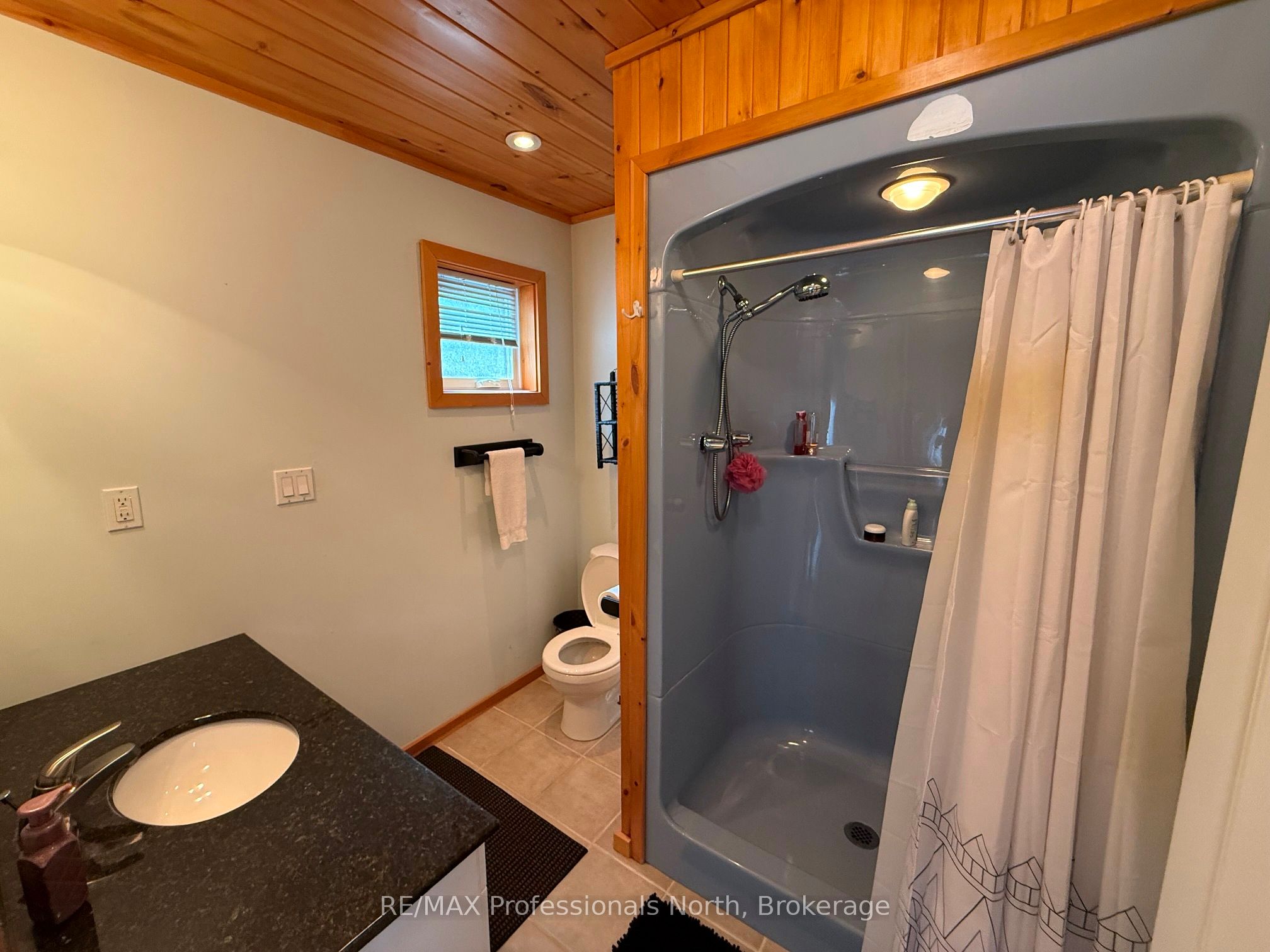 1023 Chester Crescent Property Photo 39