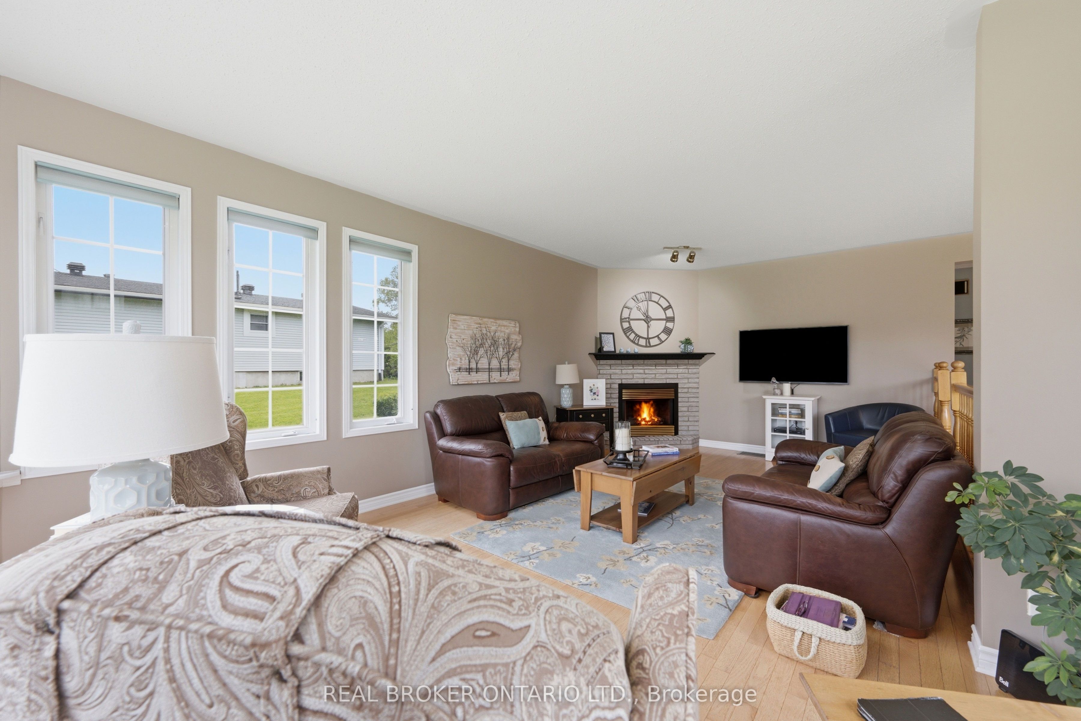 10532 Main Street Property Photo 12