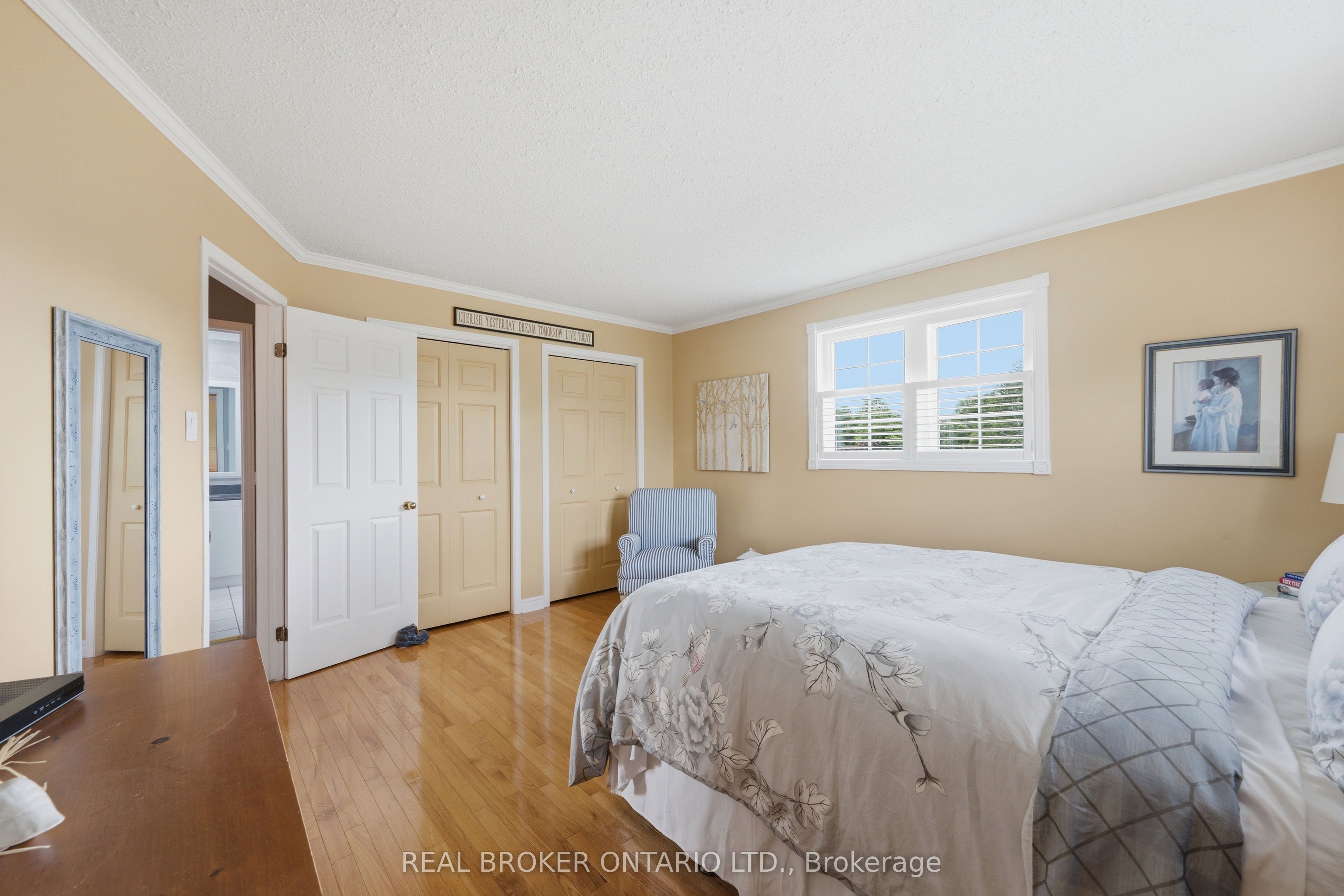 10532 Main Street Property Photo 37