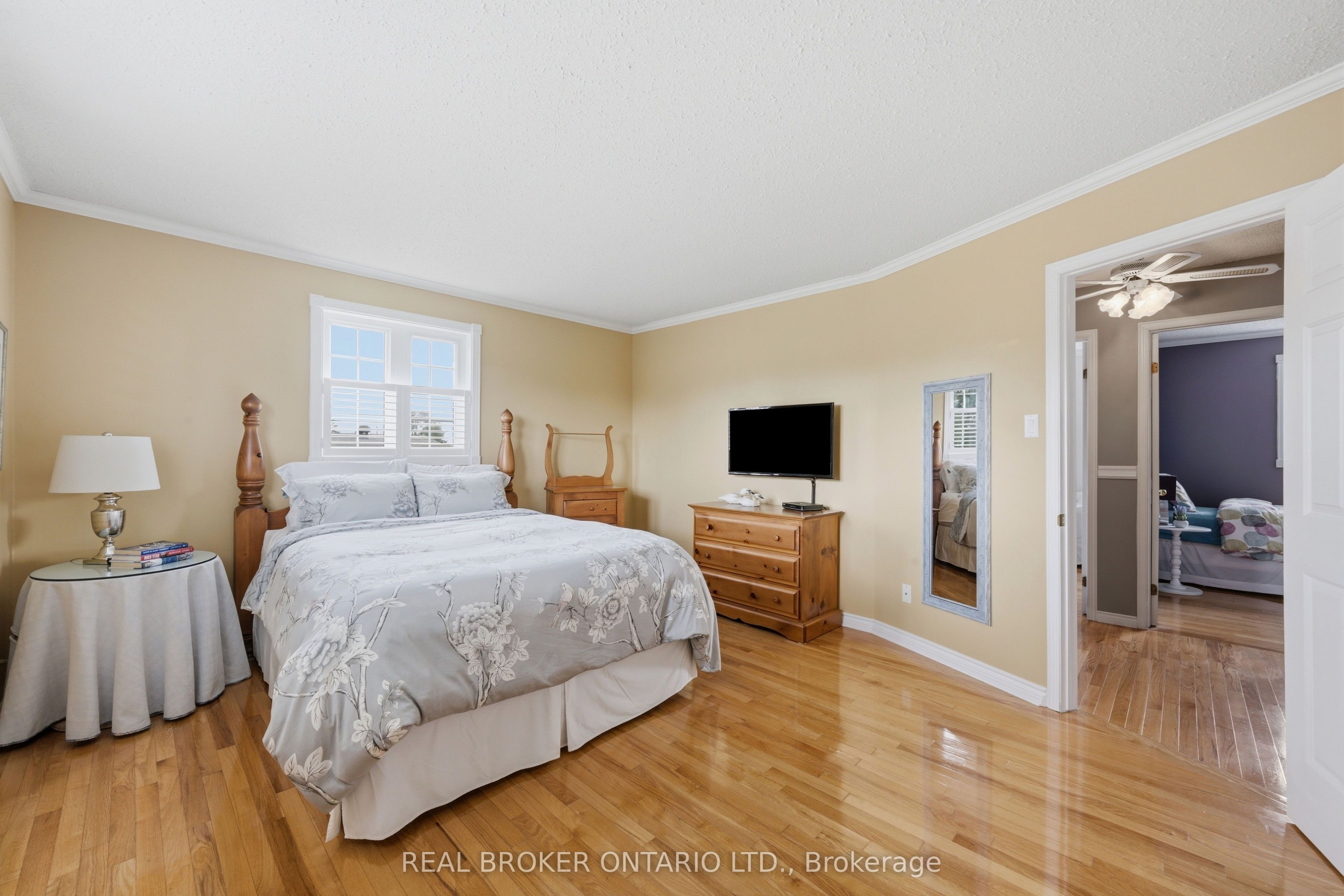 10532 Main Street Property Photo 39