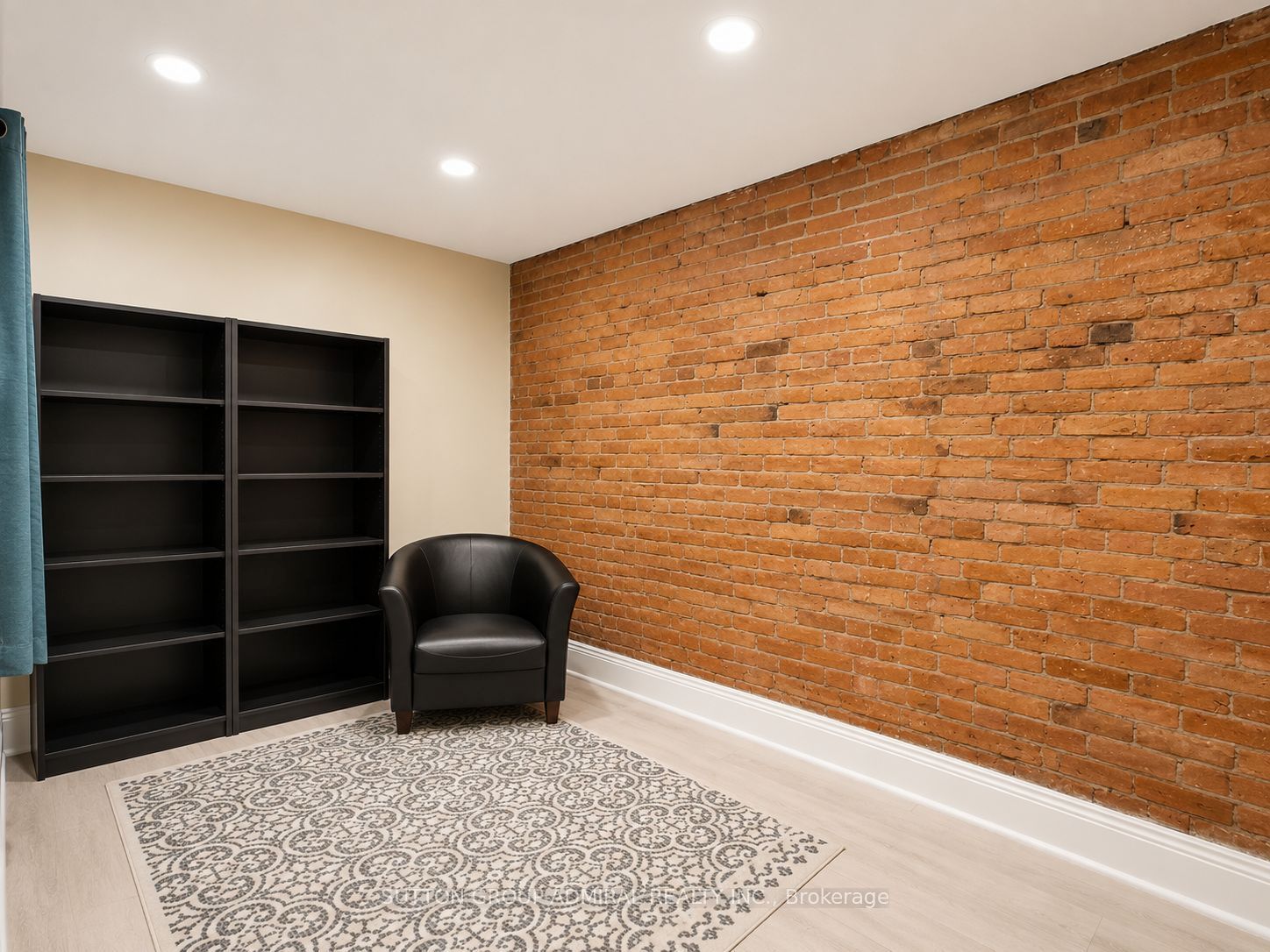 249 Division Street Unit 101 Property Photo 7