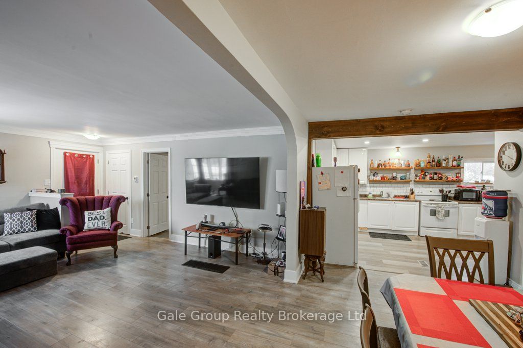 20 Teeple Street Property Photo 13