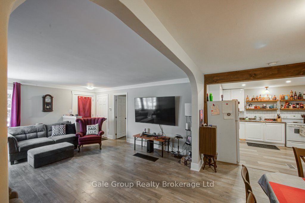 20 Teeple Street Property Photo 14