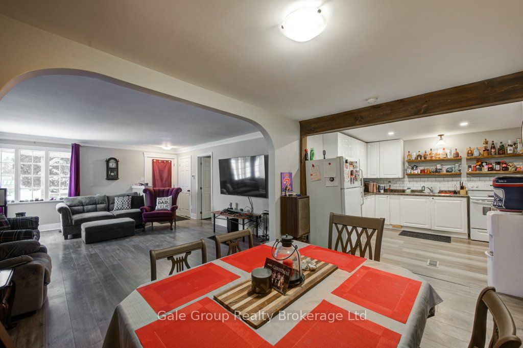 20 Teeple Street Property Photo 25