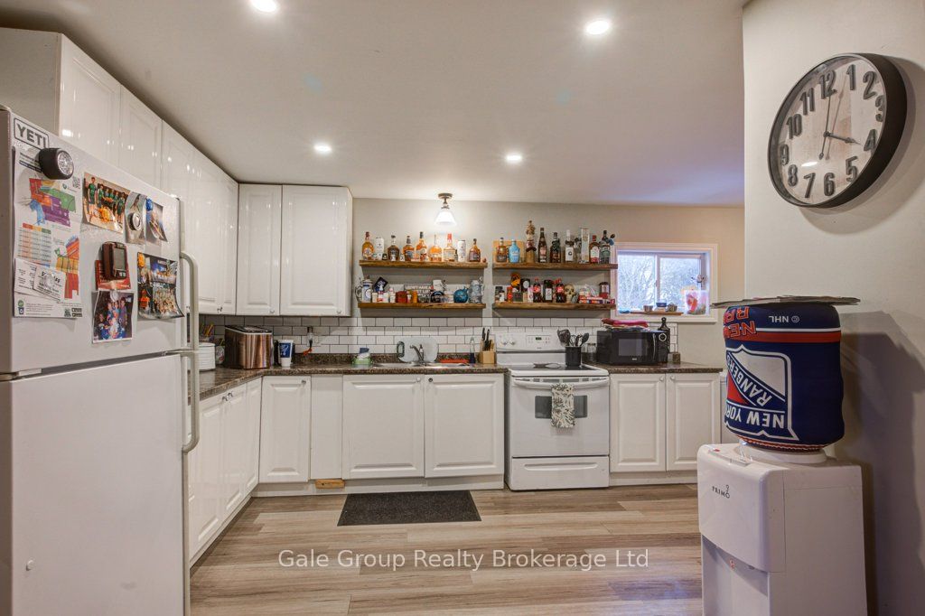 20 Teeple Street Property Photo 28