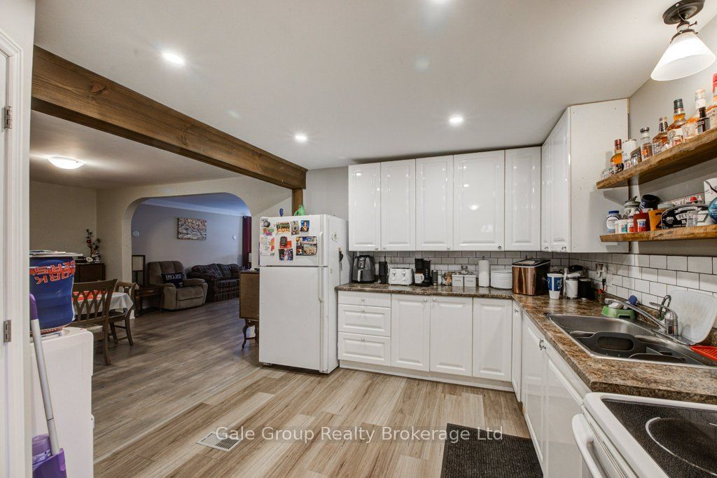 20 Teeple Street Property Photo 32