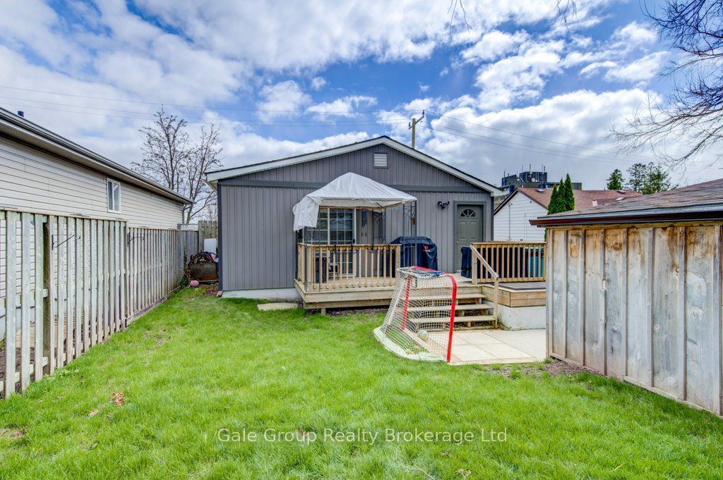 20 Teeple Street Property Photo 41