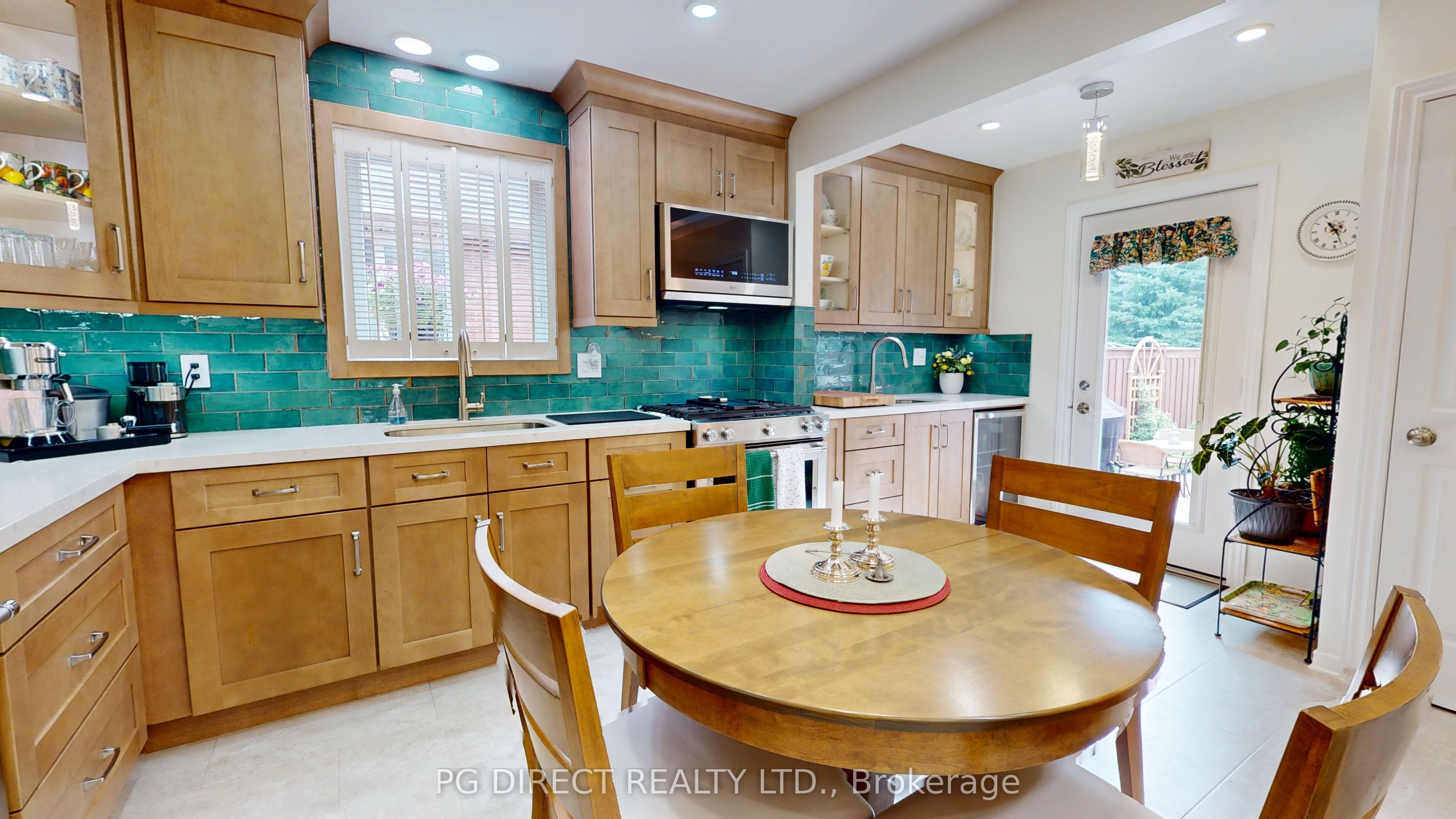 514 Forestlawn Road Property Photo 3
