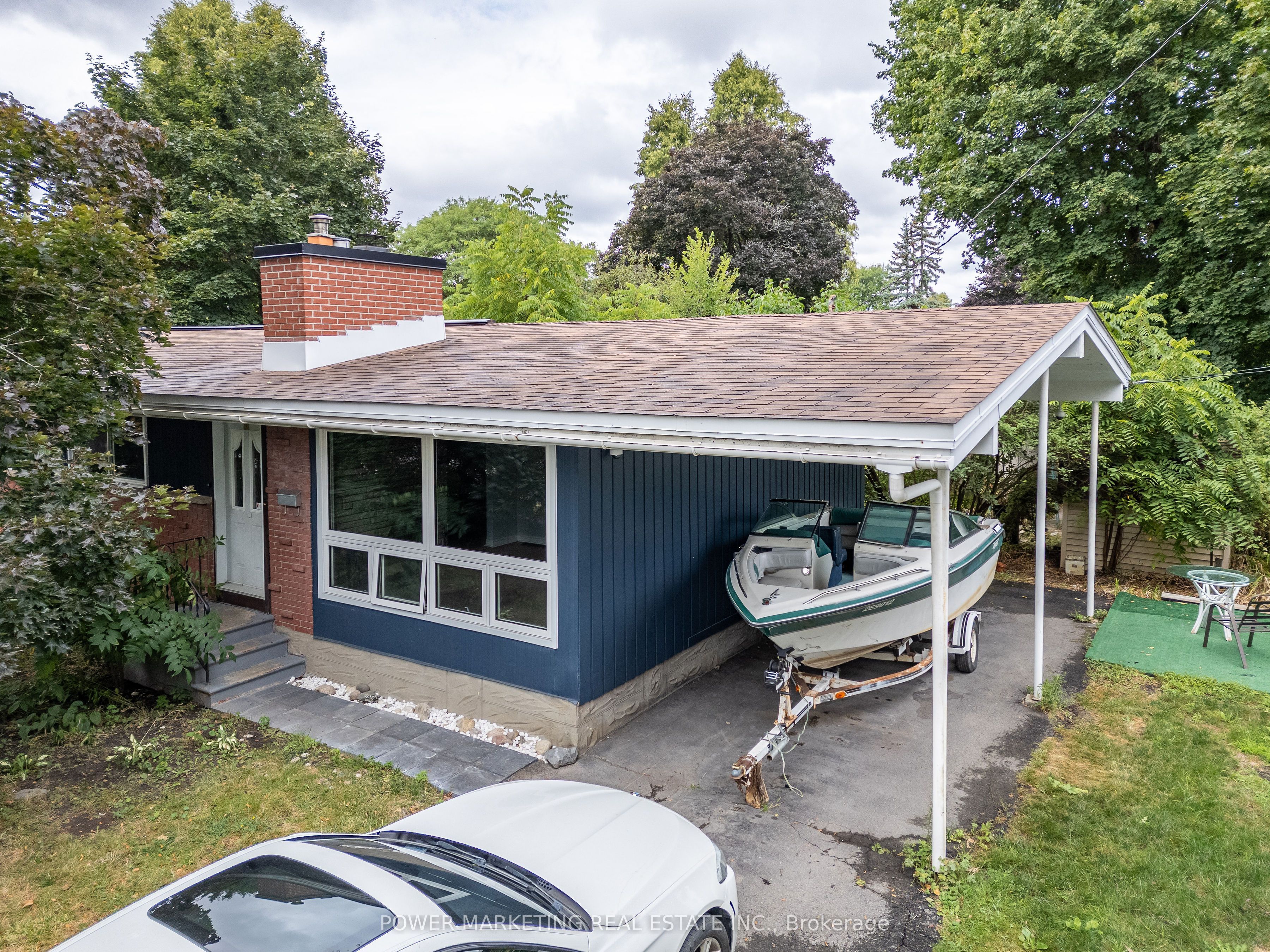 935 Goren Avenue Property Photo 1