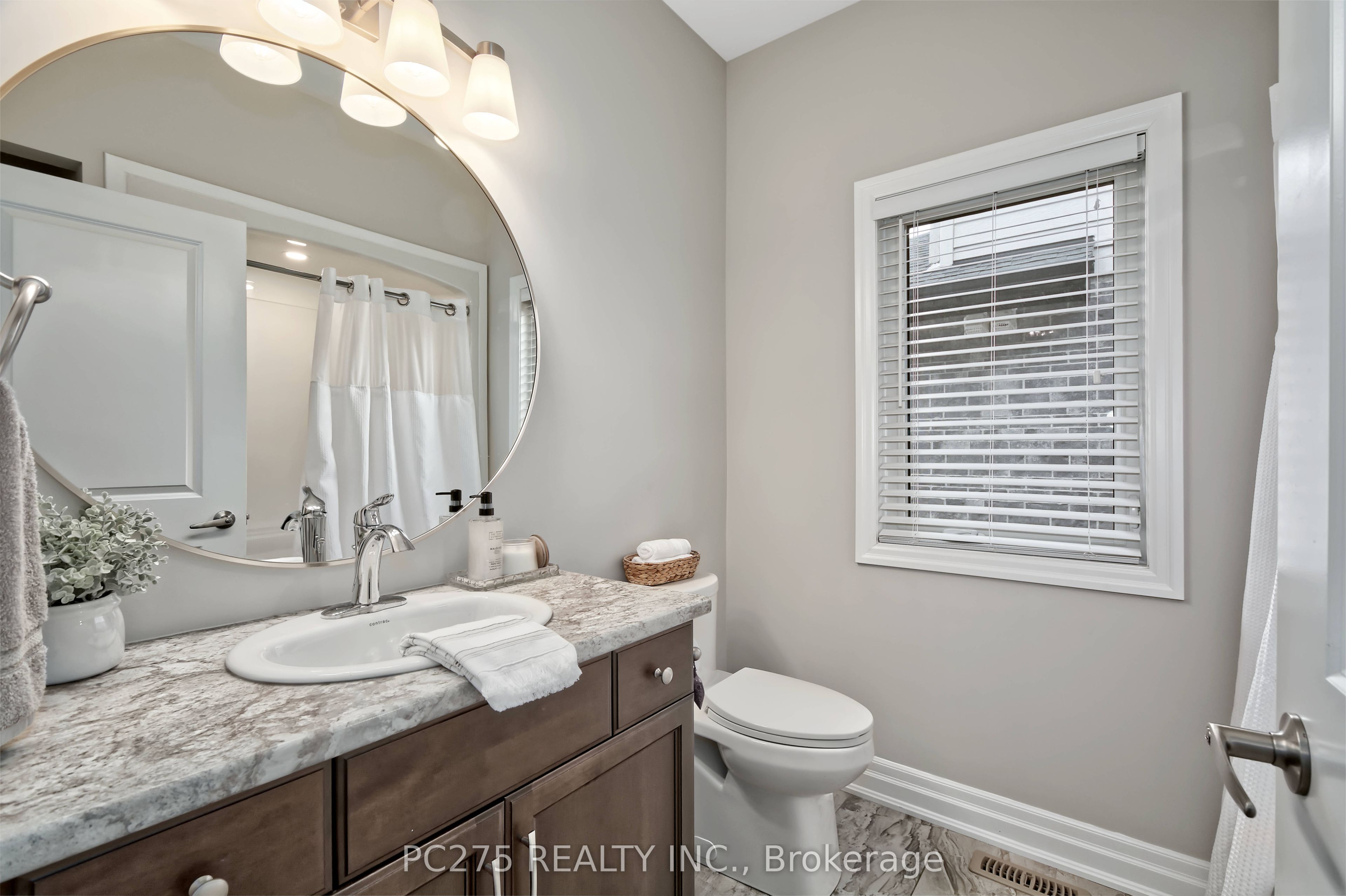22 Talbot Grove Lane Property Photo 14