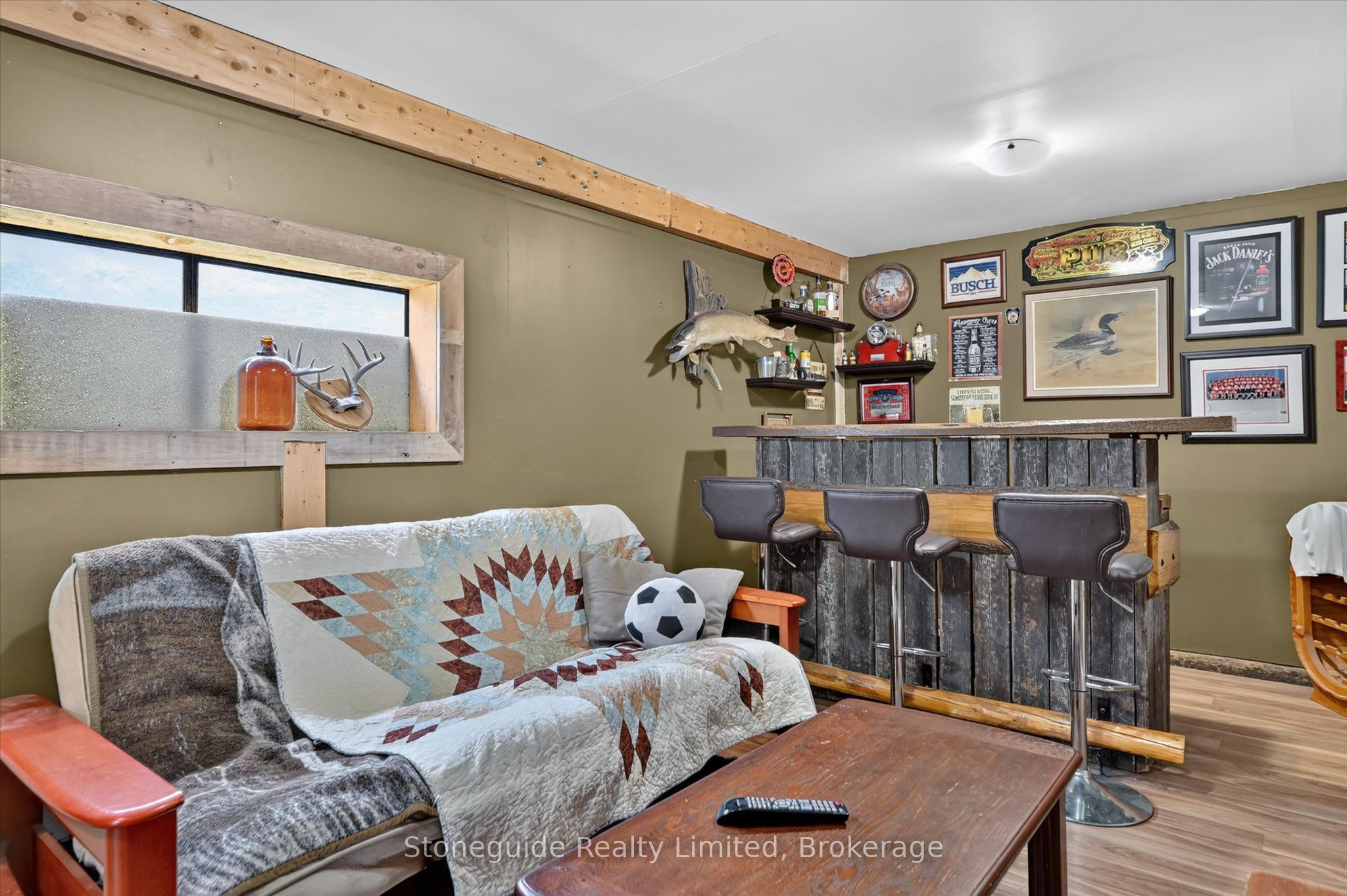 2397 Settlers Line Property Photo 42