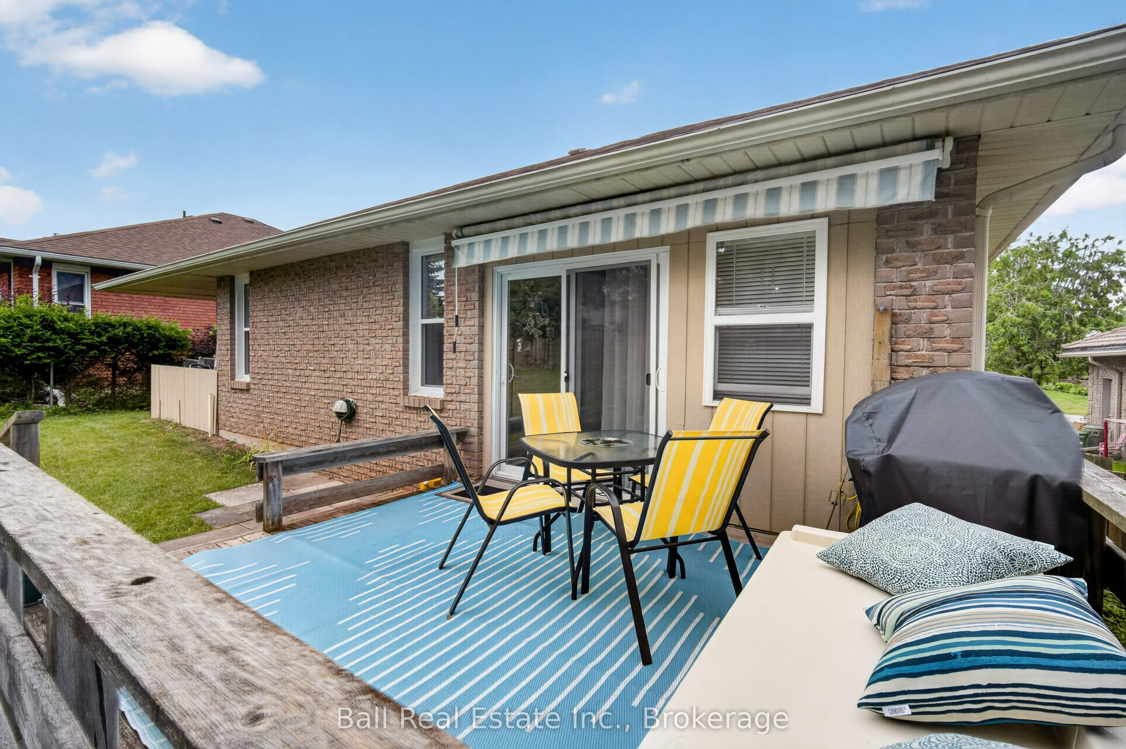 18 Russell Hill Road Property Photo 35