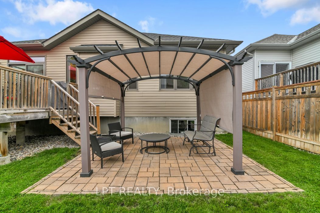 608 Robert Hill Street Property Photo 46