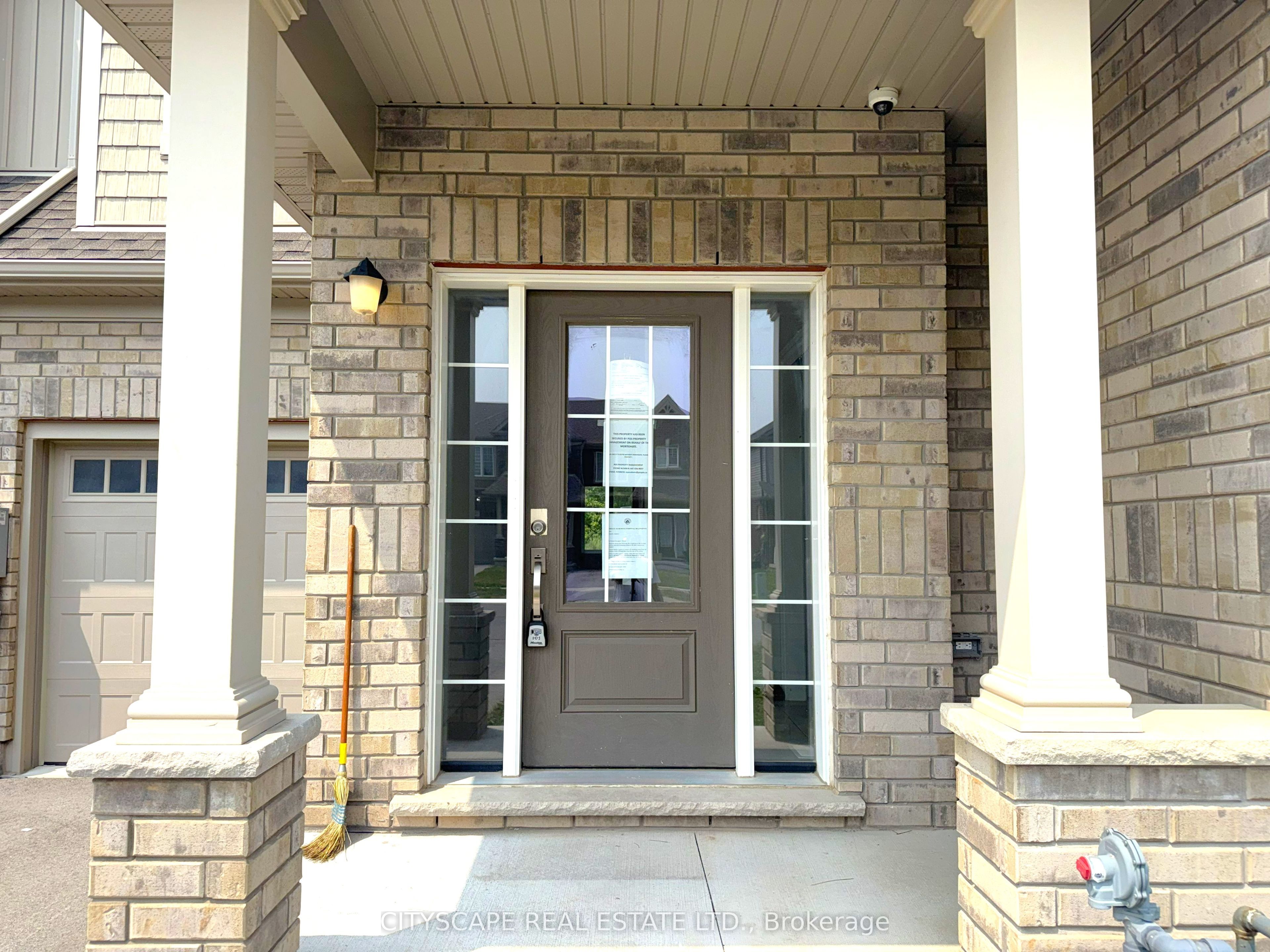 100 Sunflower Place Property Photo 3