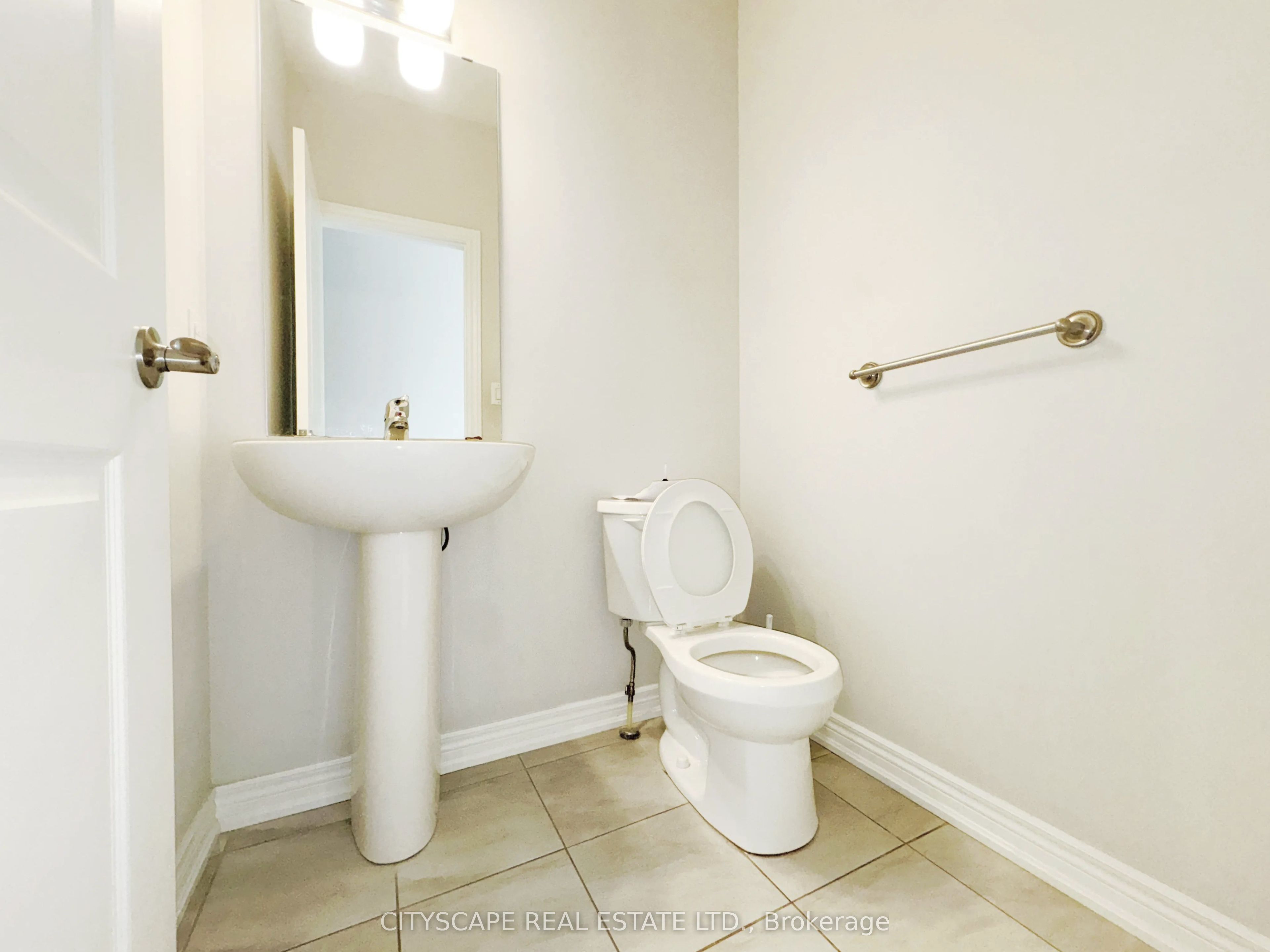100 Sunflower Place Property Photo 7