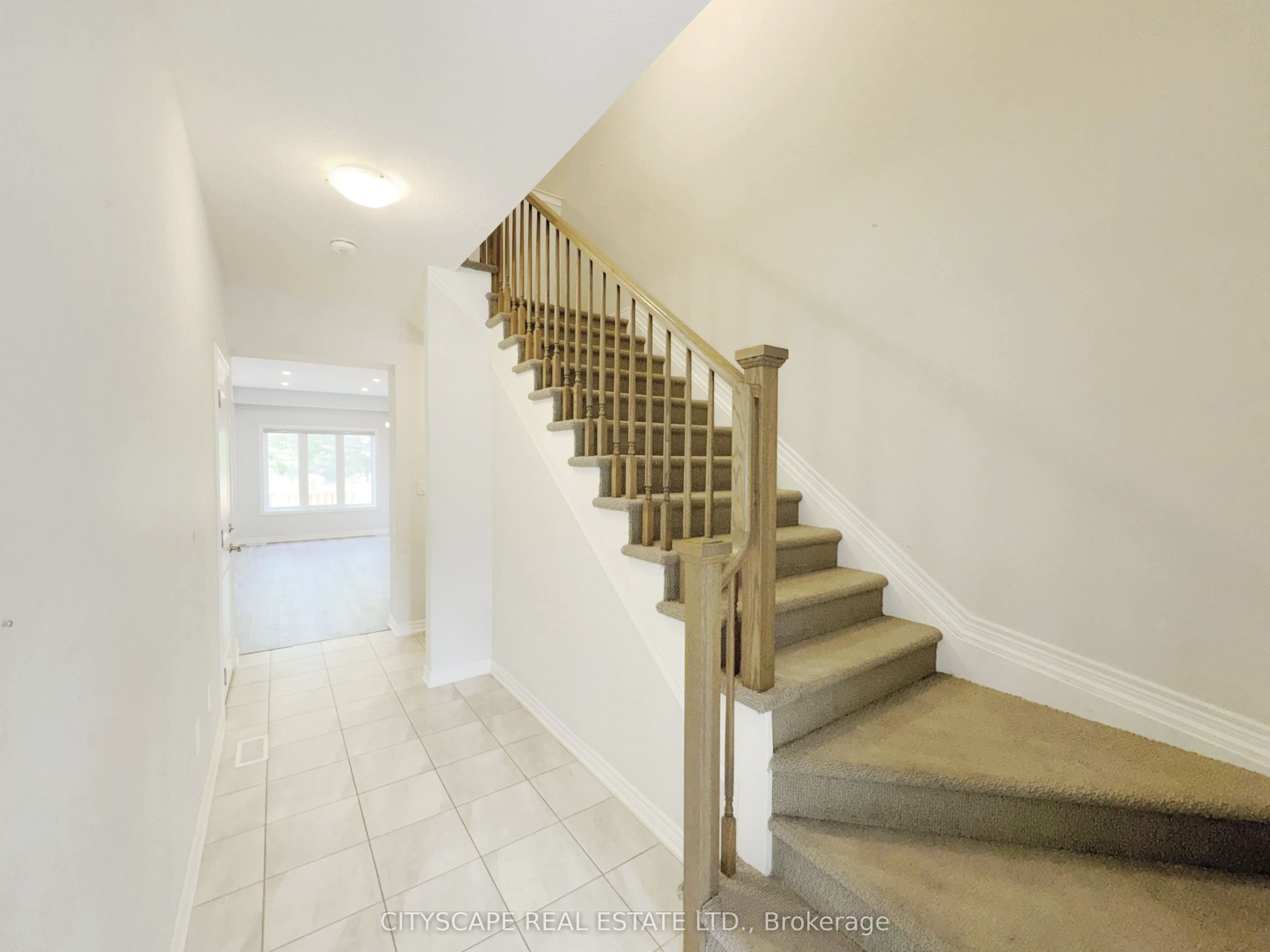 100 Sunflower Place Property Photo 17