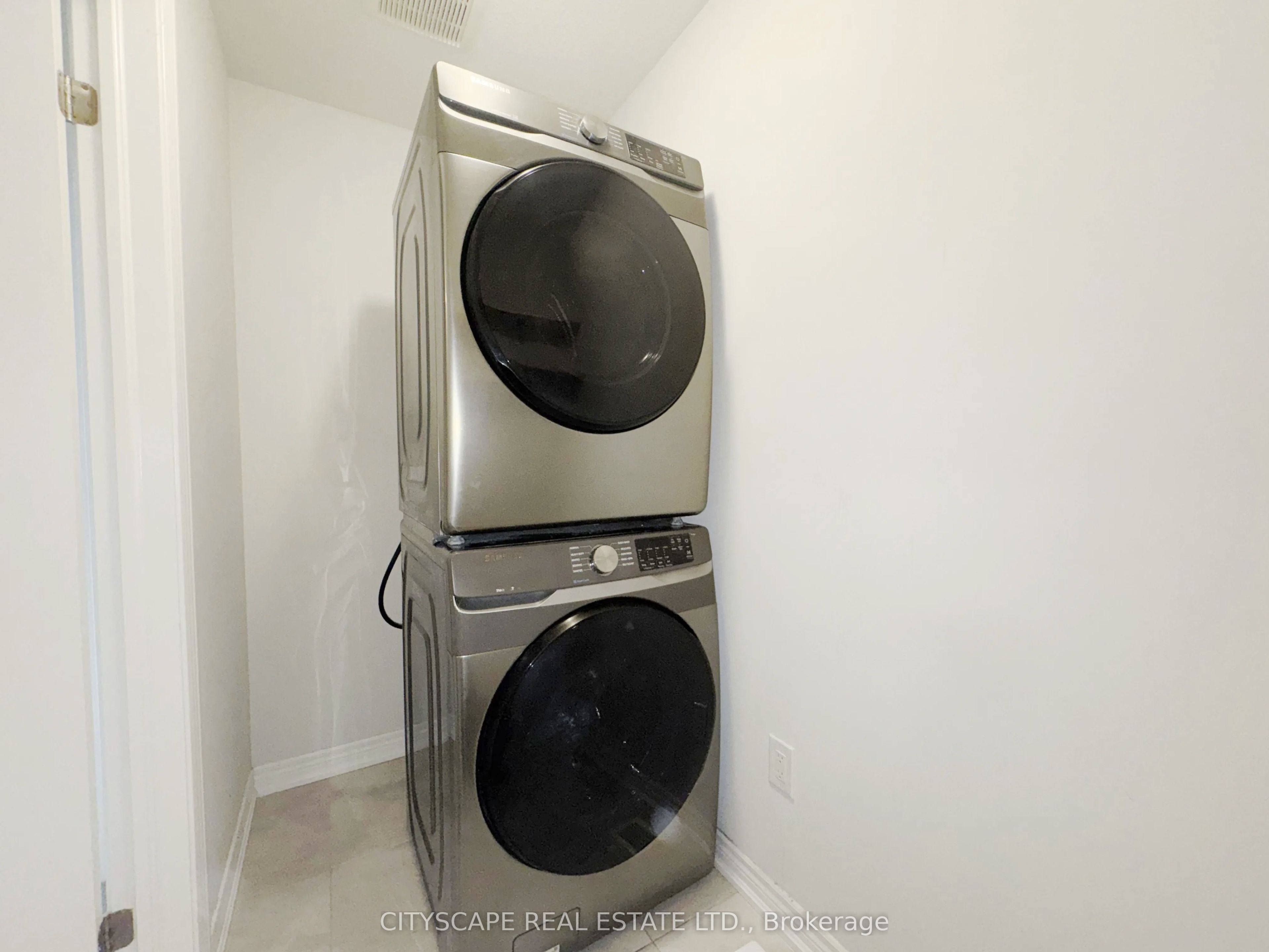 100 Sunflower Place Property Photo 23