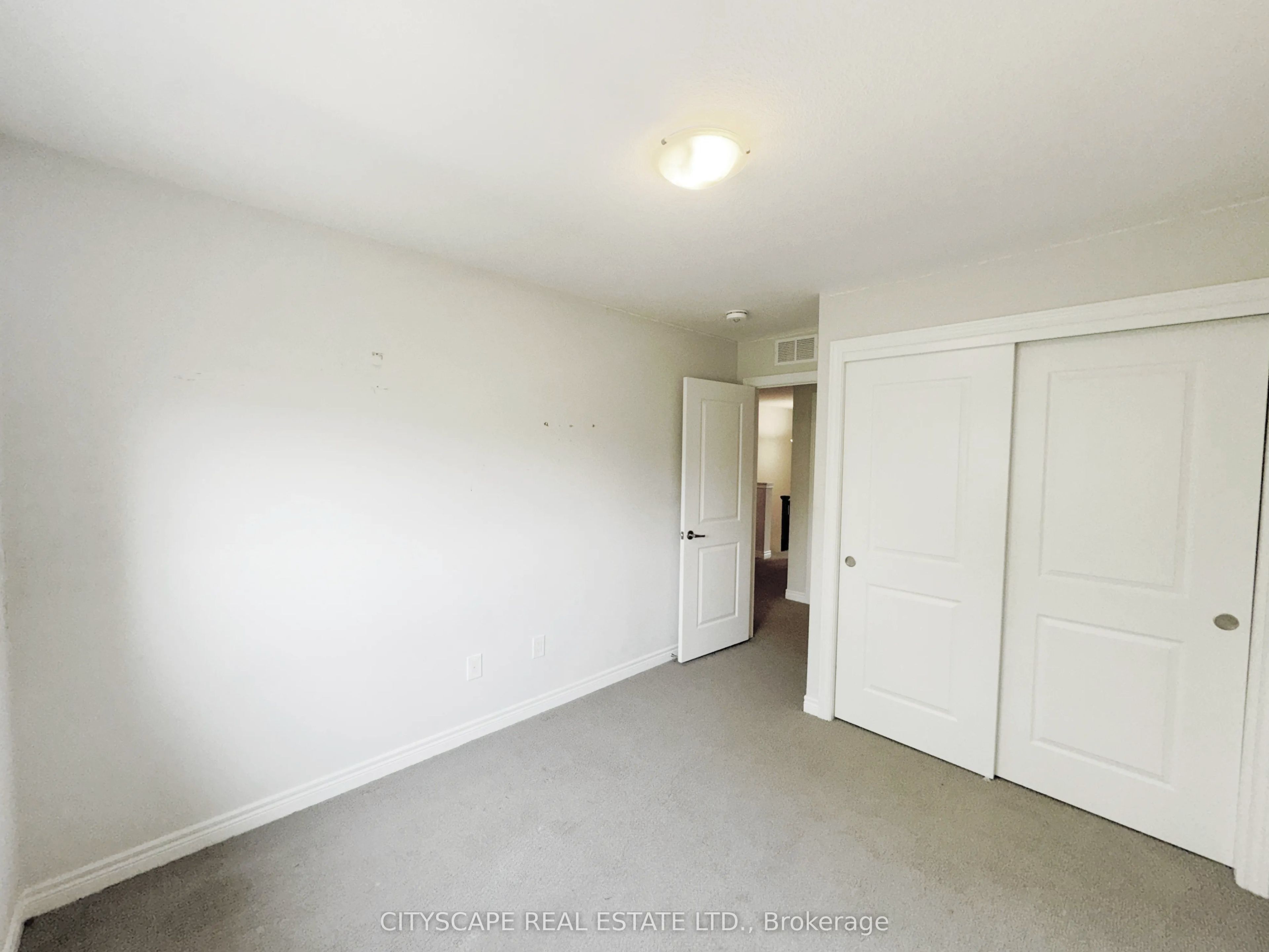 100 Sunflower Place Property Photo 29
