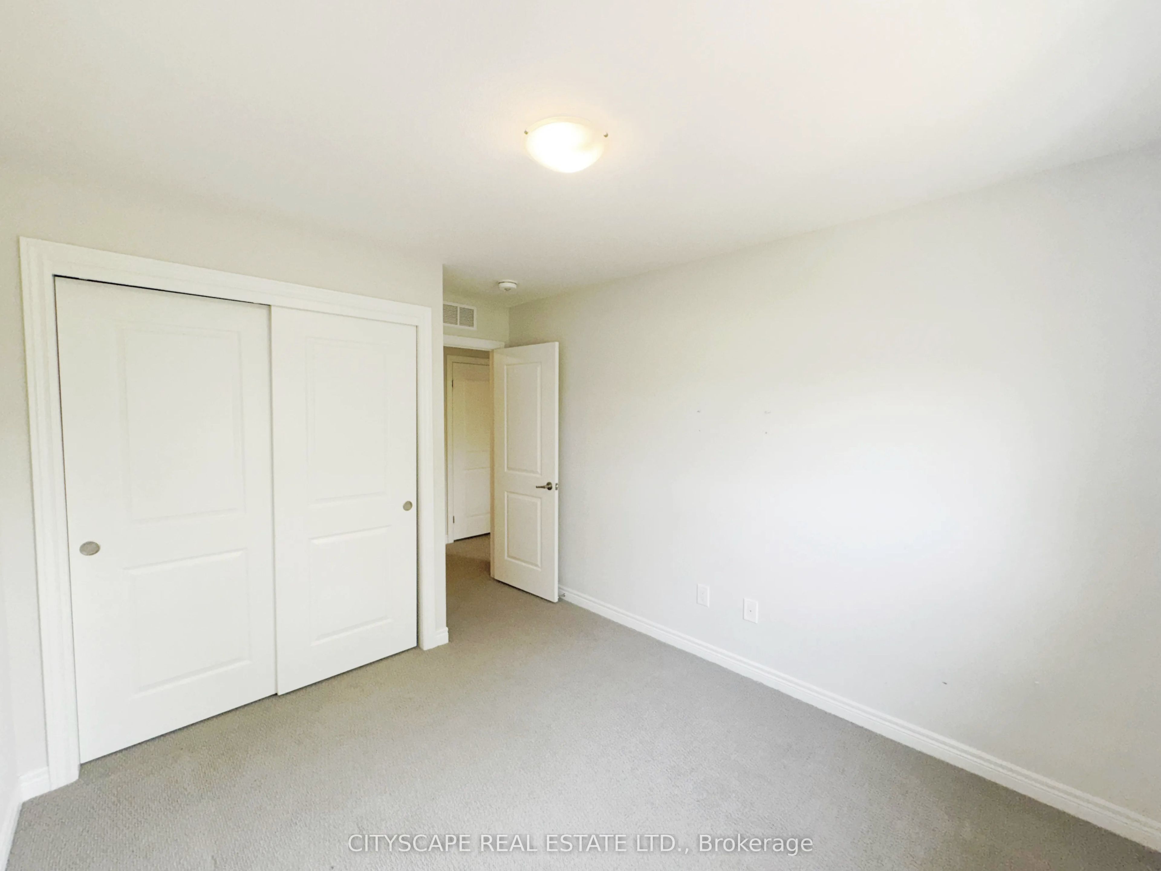 100 Sunflower Place Property Photo 32