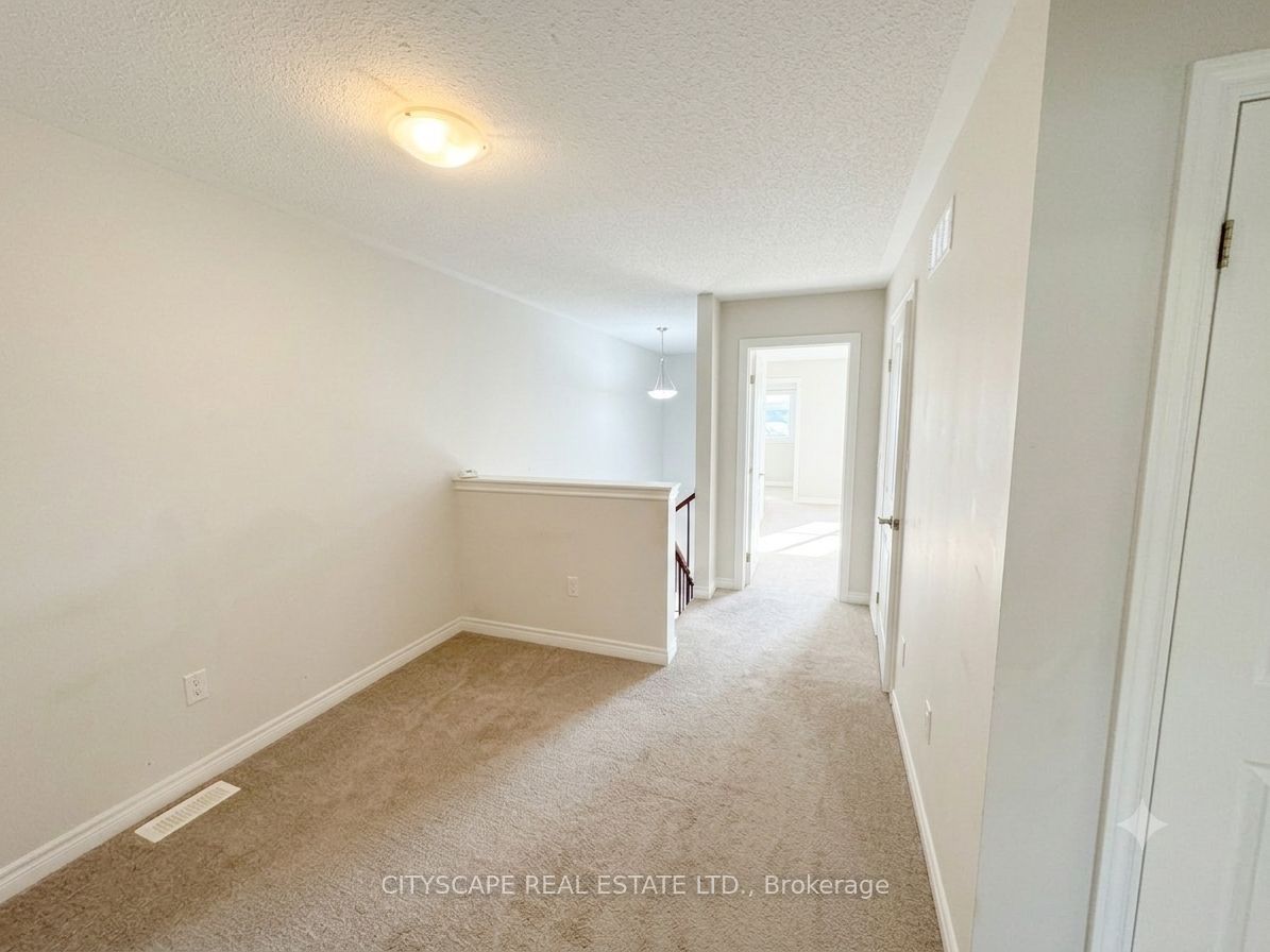 100 Sunflower Place Property Photo 33