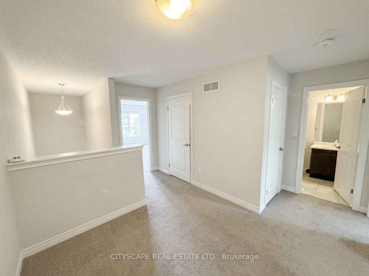 100 Sunflower Place Property Photo 34