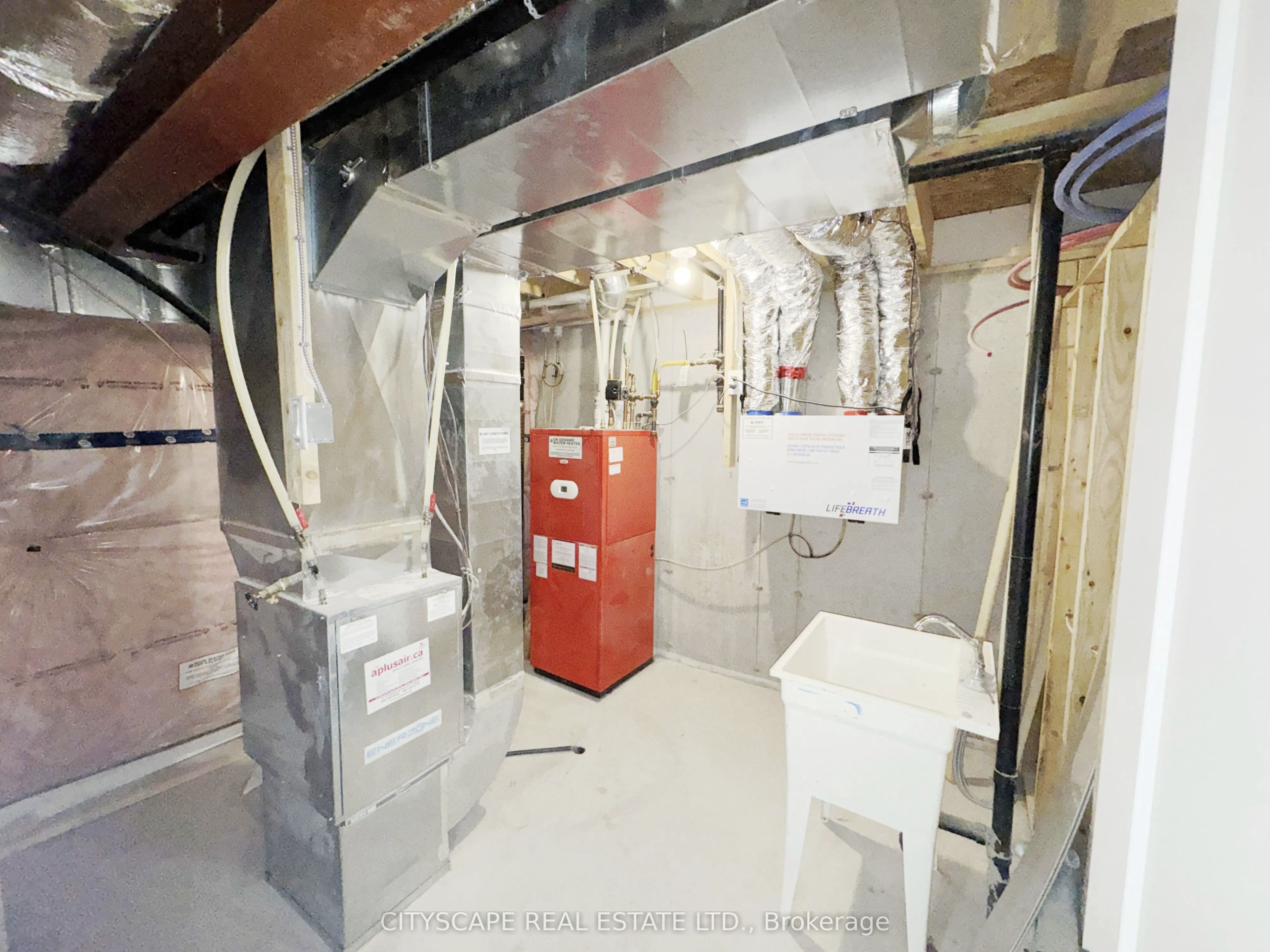 100 Sunflower Place Property Photo 41