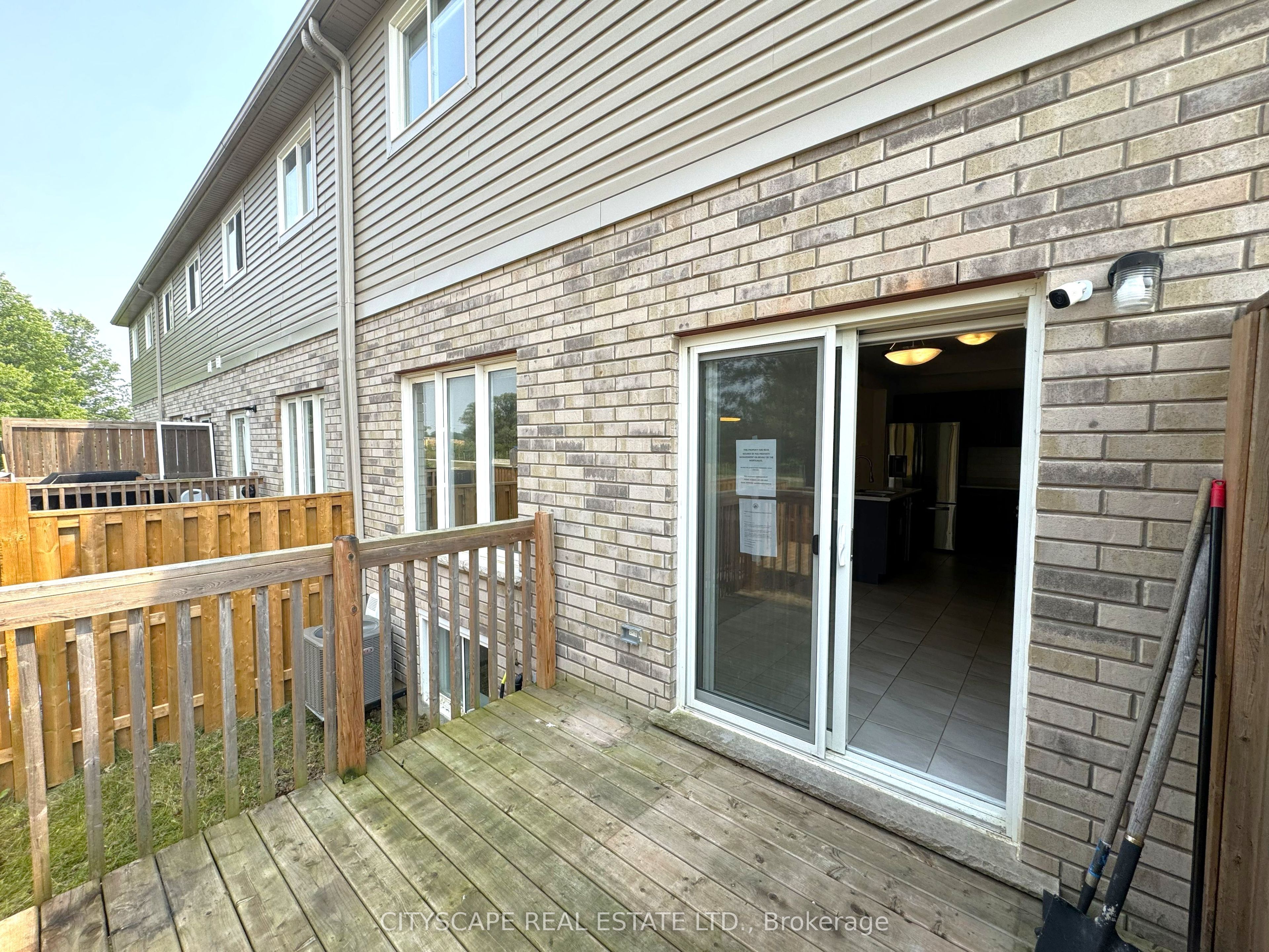 100 Sunflower Place Property Photo 44