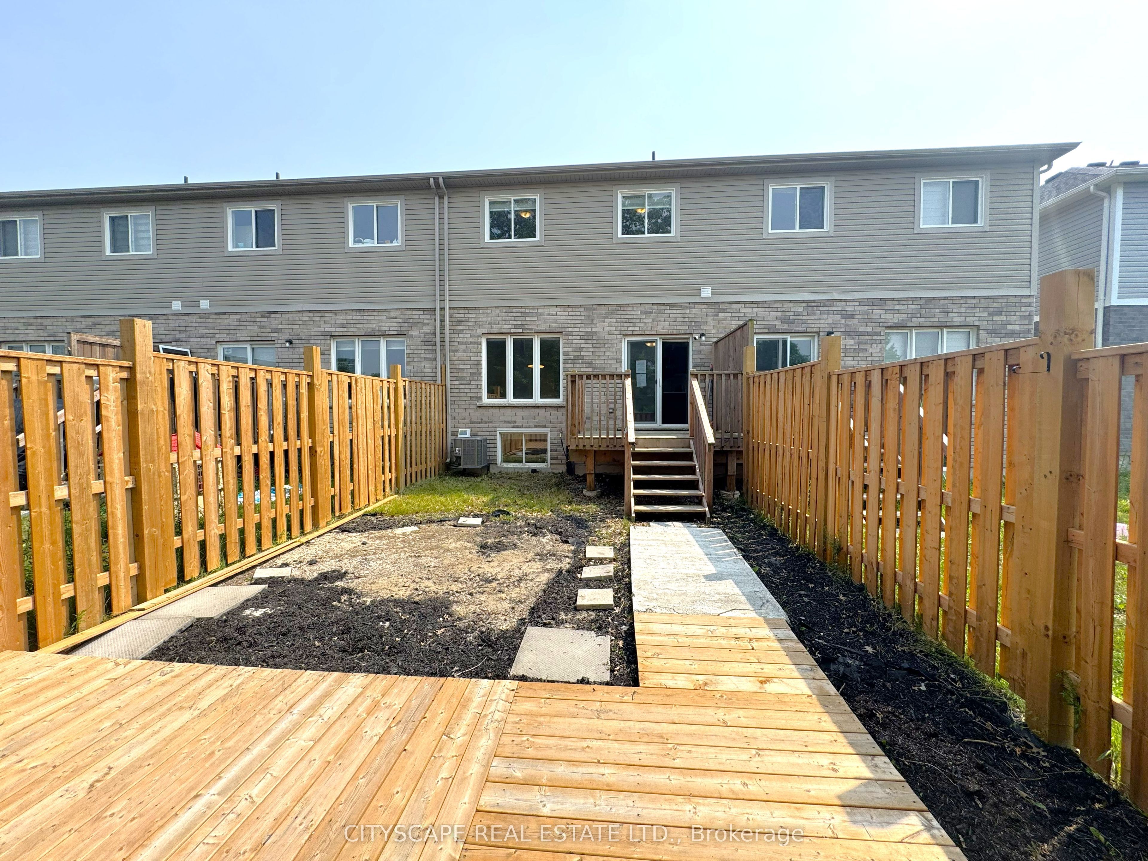 100 Sunflower Place Property Photo 45