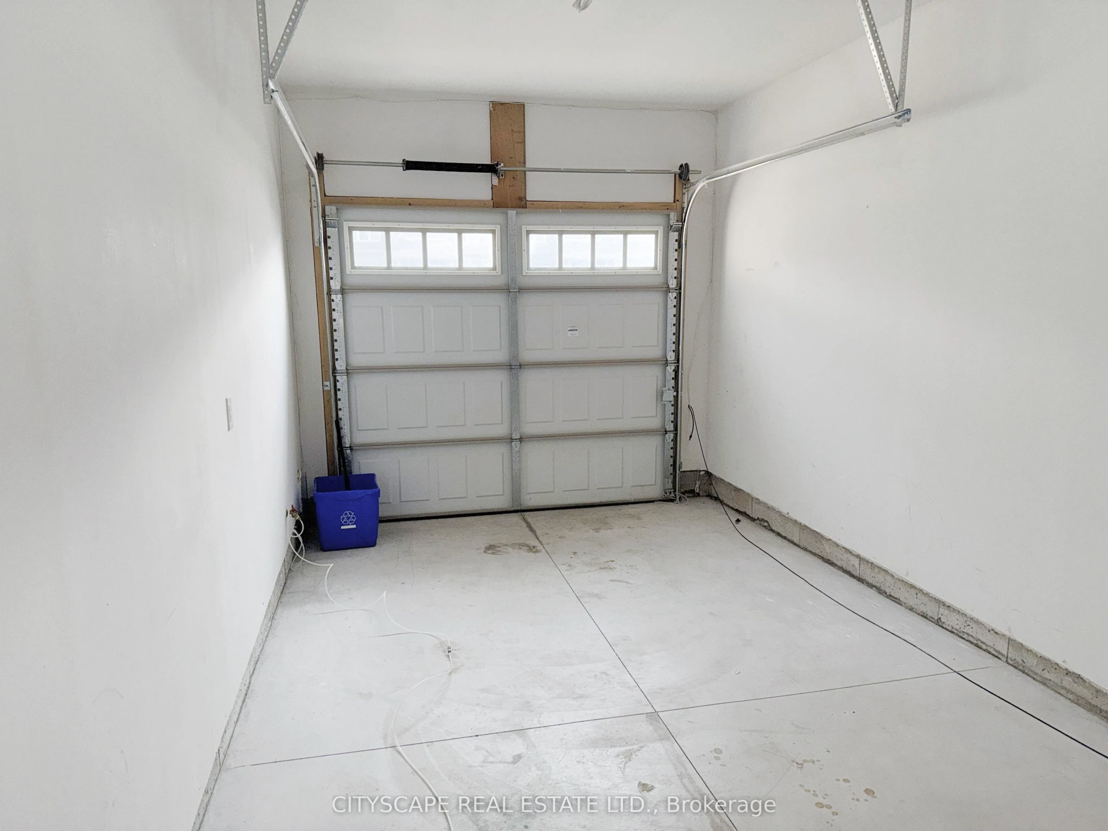 100 Sunflower Place Property Photo 47