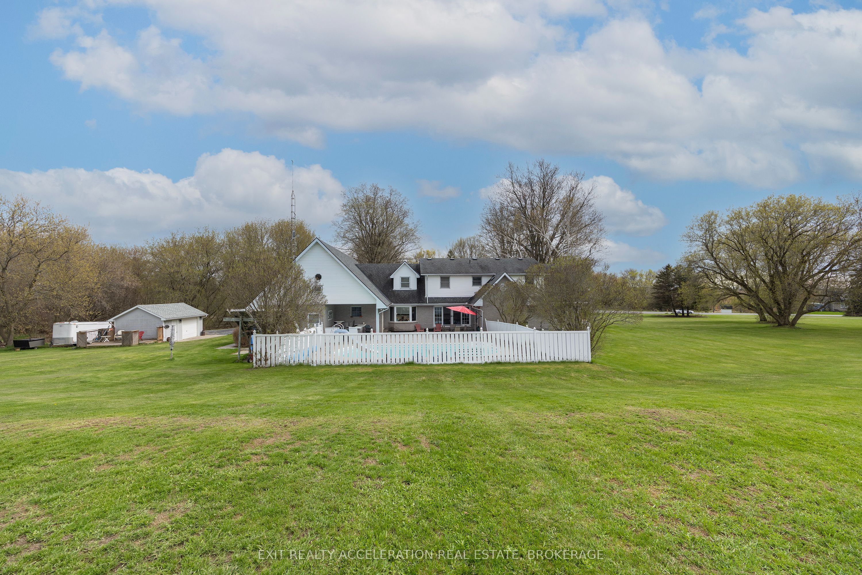 7349 County Rd 2 Property Photo 38