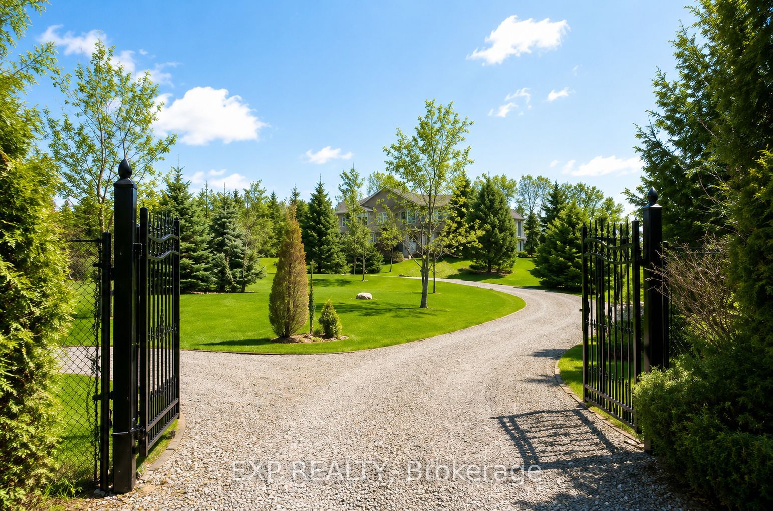 9823 Corkery Road Property Photo 4