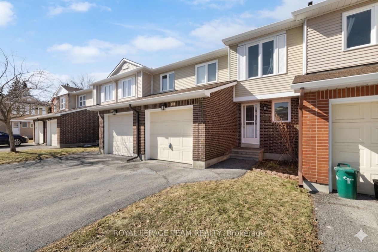 10 Millrise Lane E Property Photo 2
