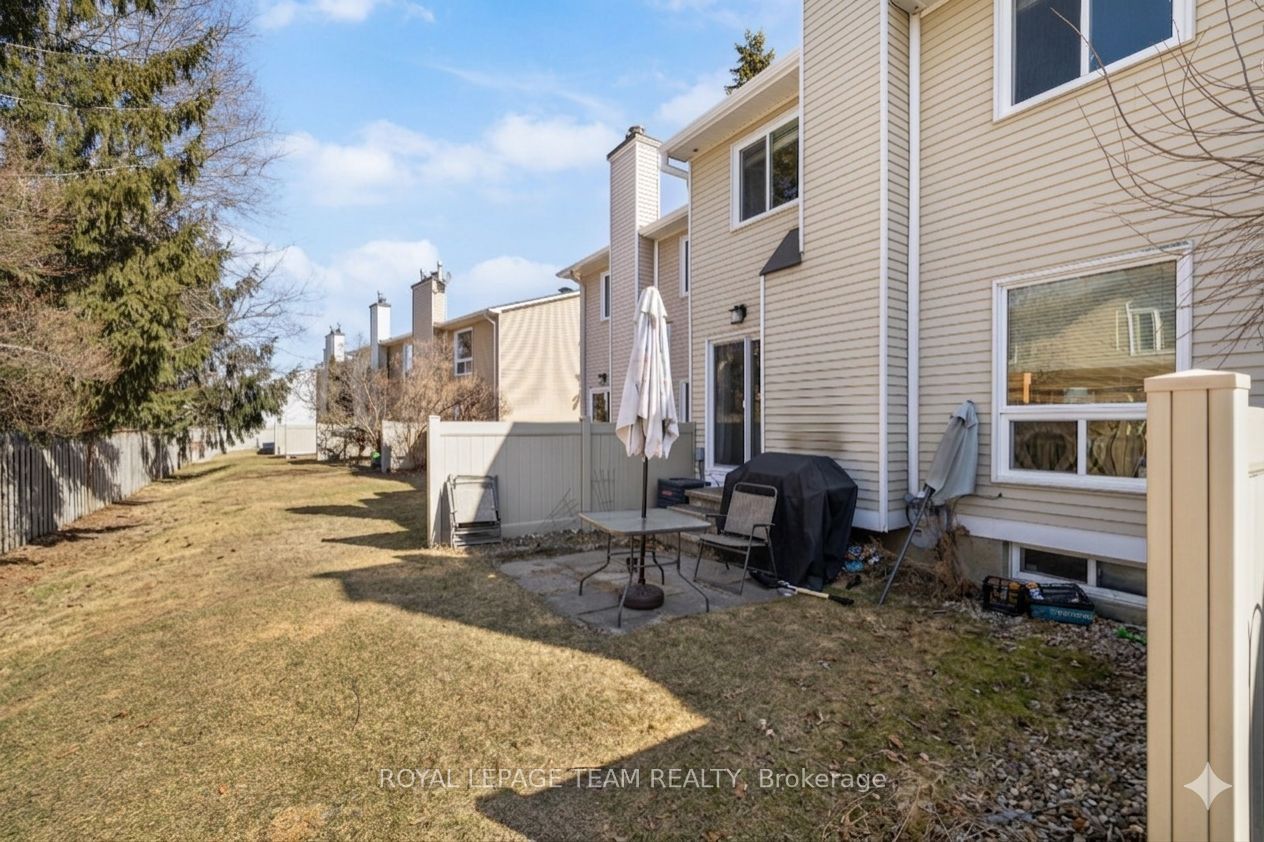 10 Millrise Lane E Property Photo 20