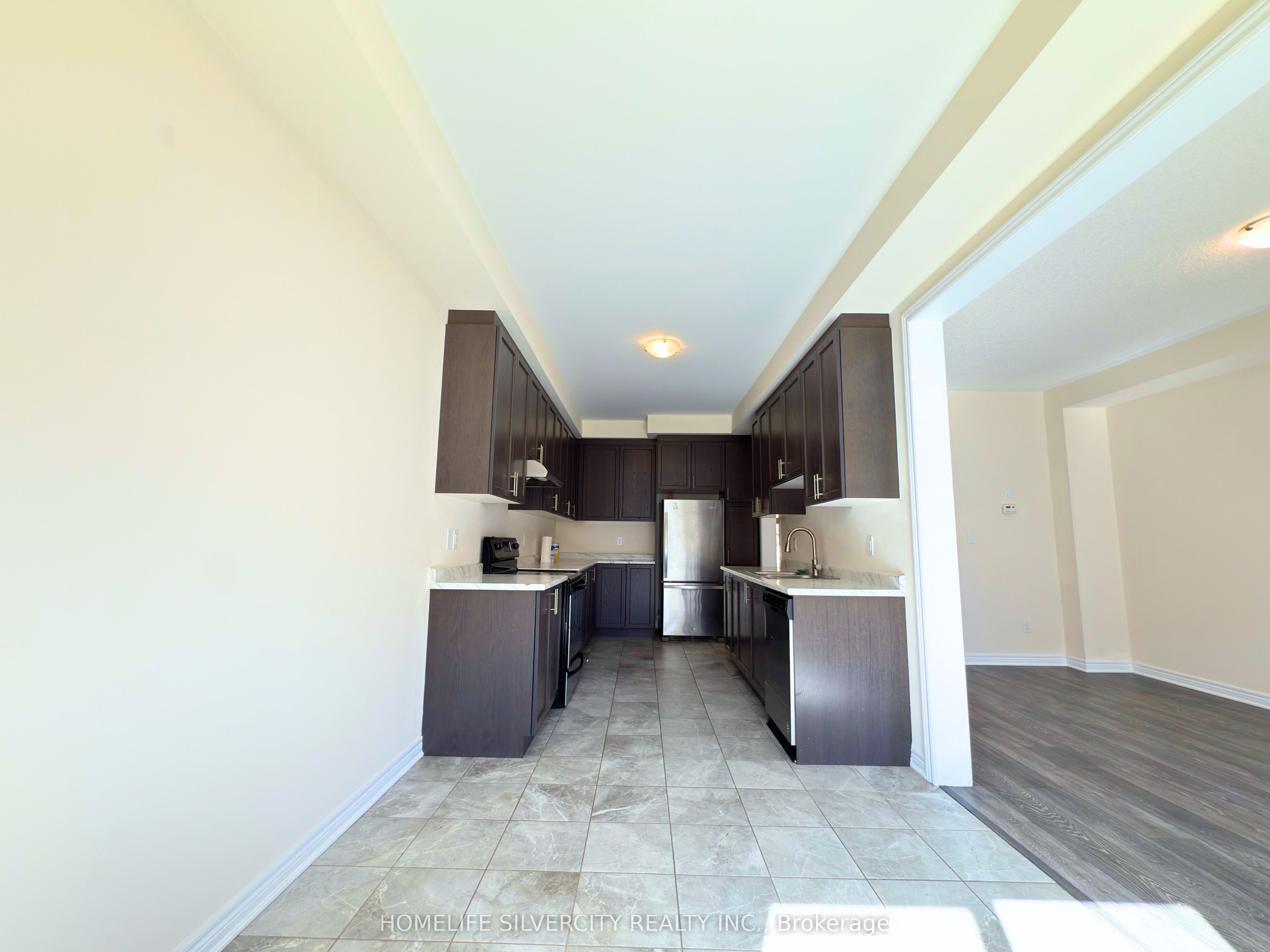 35 Sparkle Drive Property Photo 9