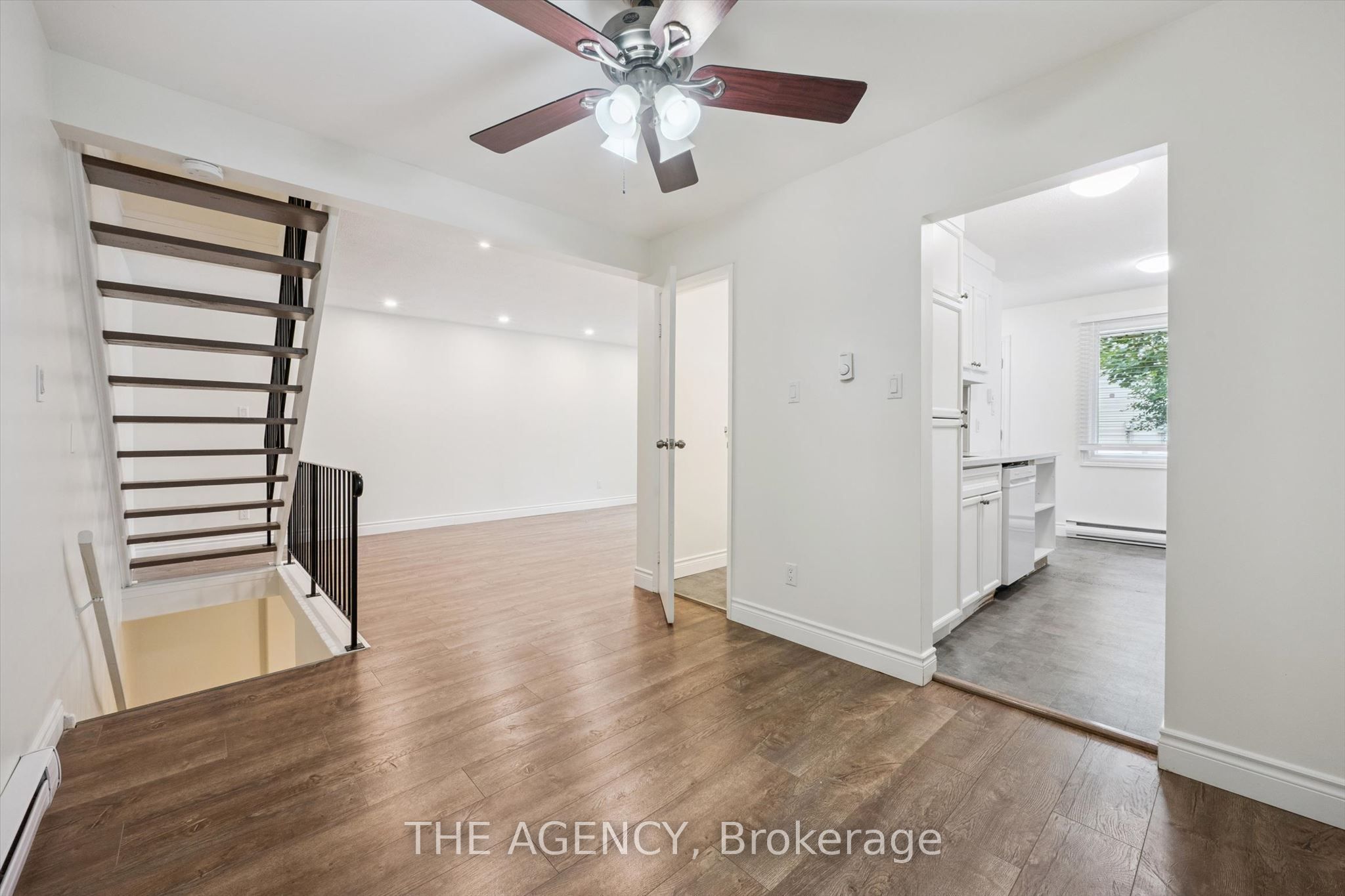 410 Scottsdale Drive Property Photo 8