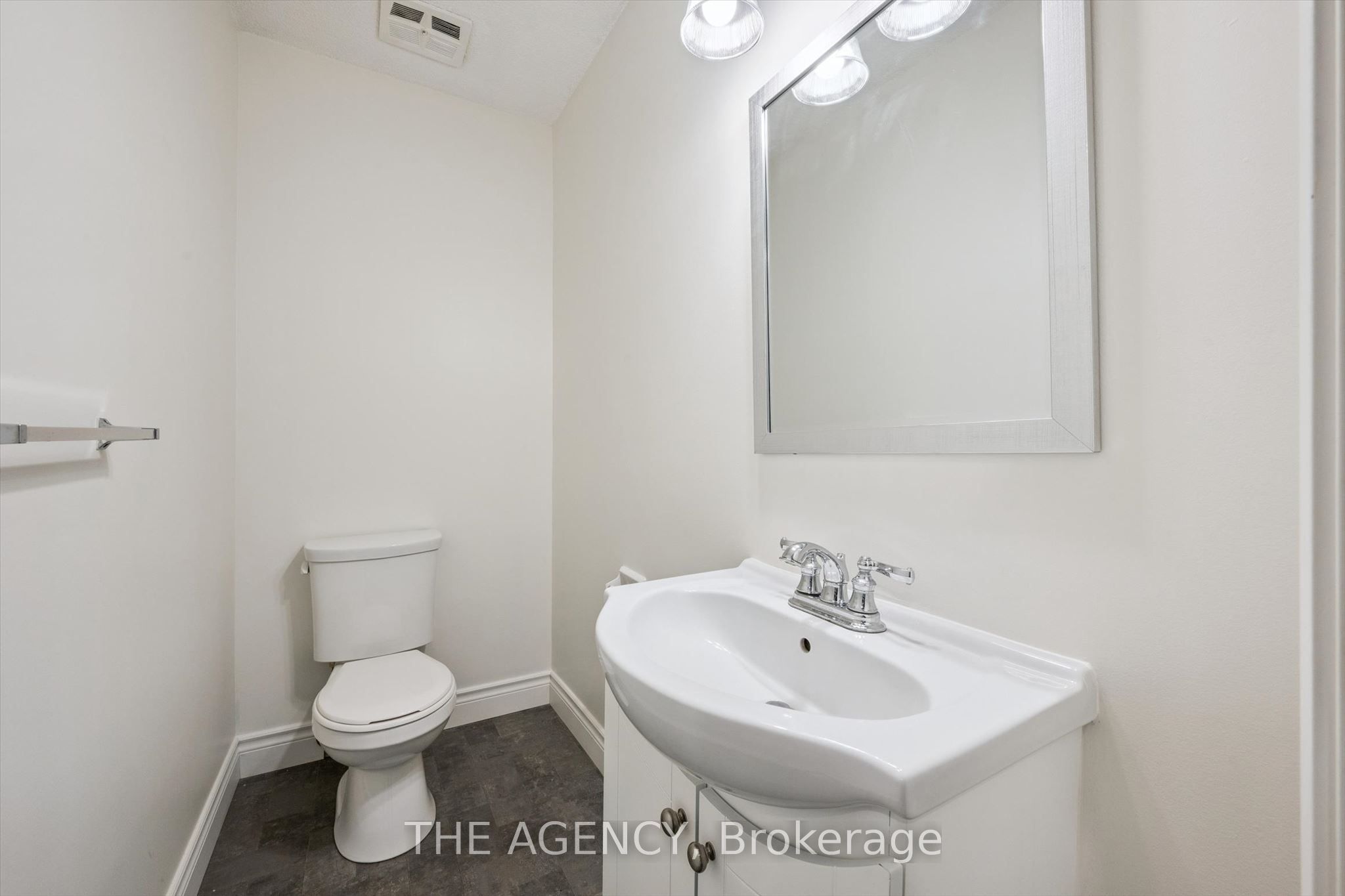 410 Scottsdale Drive Property Photo 12
