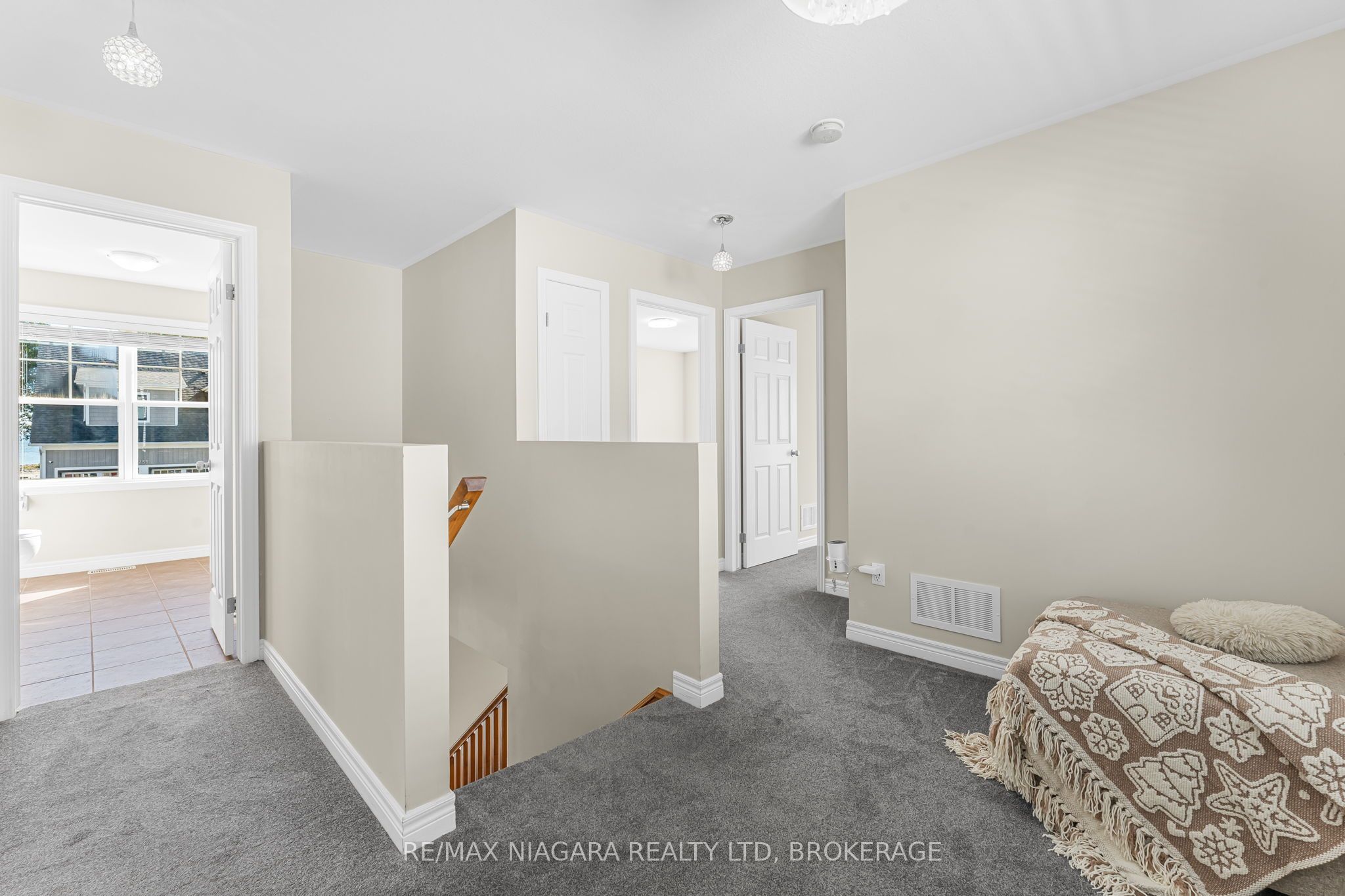 750 Lakeshore Road Property Photo 15