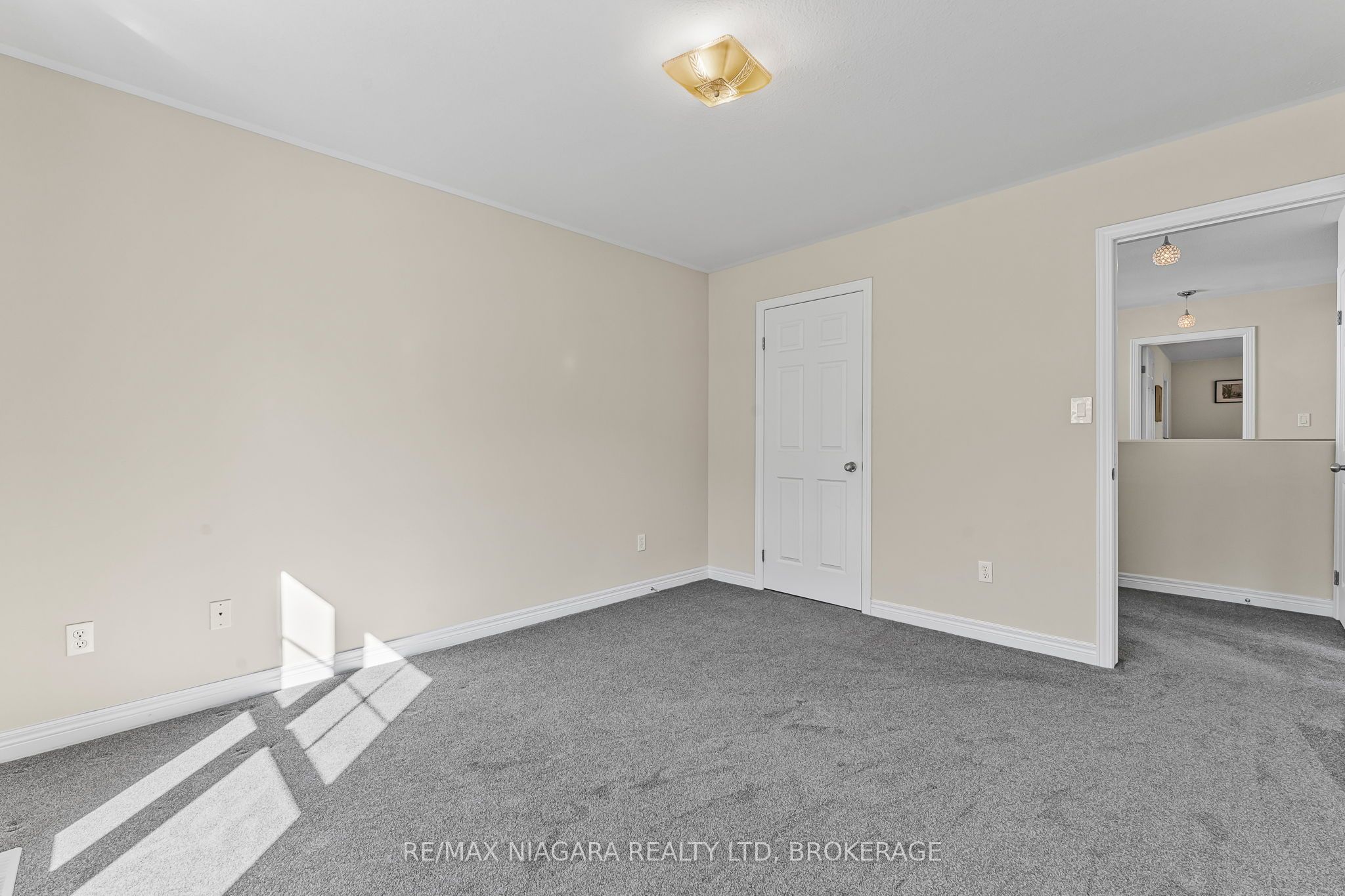 750 Lakeshore Road Property Photo 20