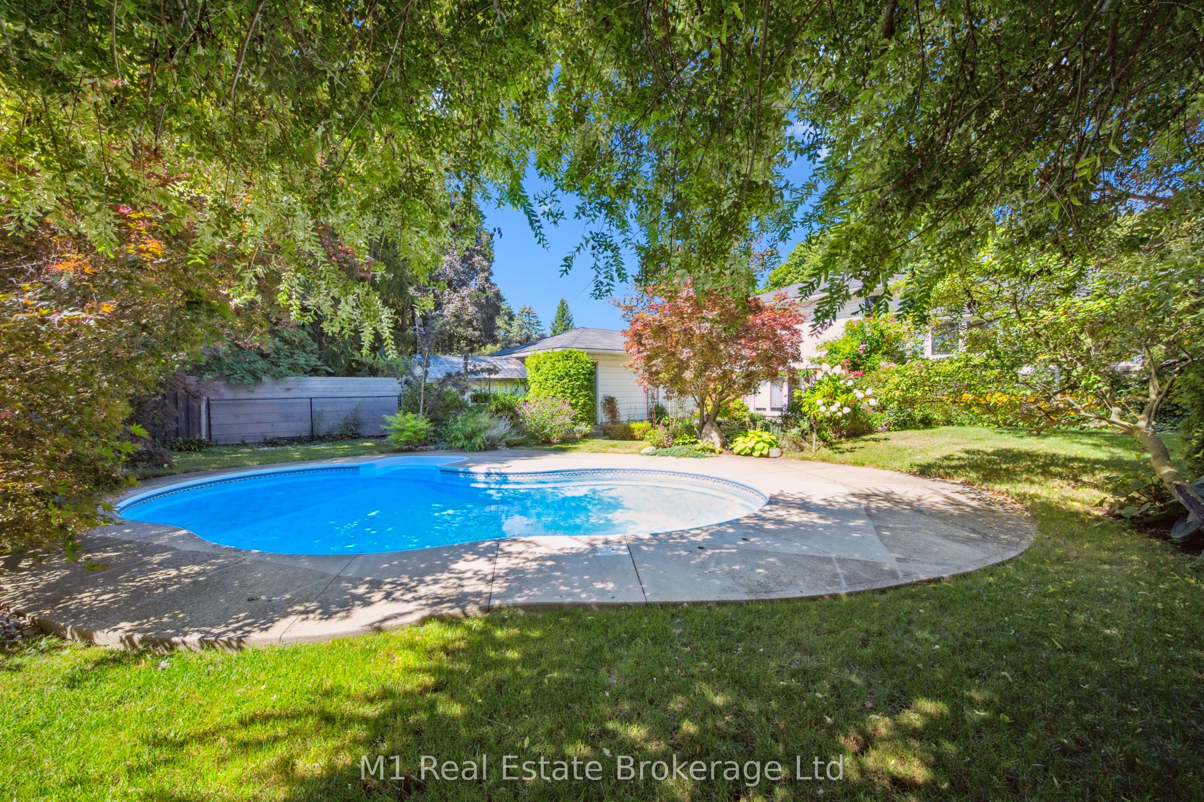 21 Gladstone Avenue Property Photo 1
