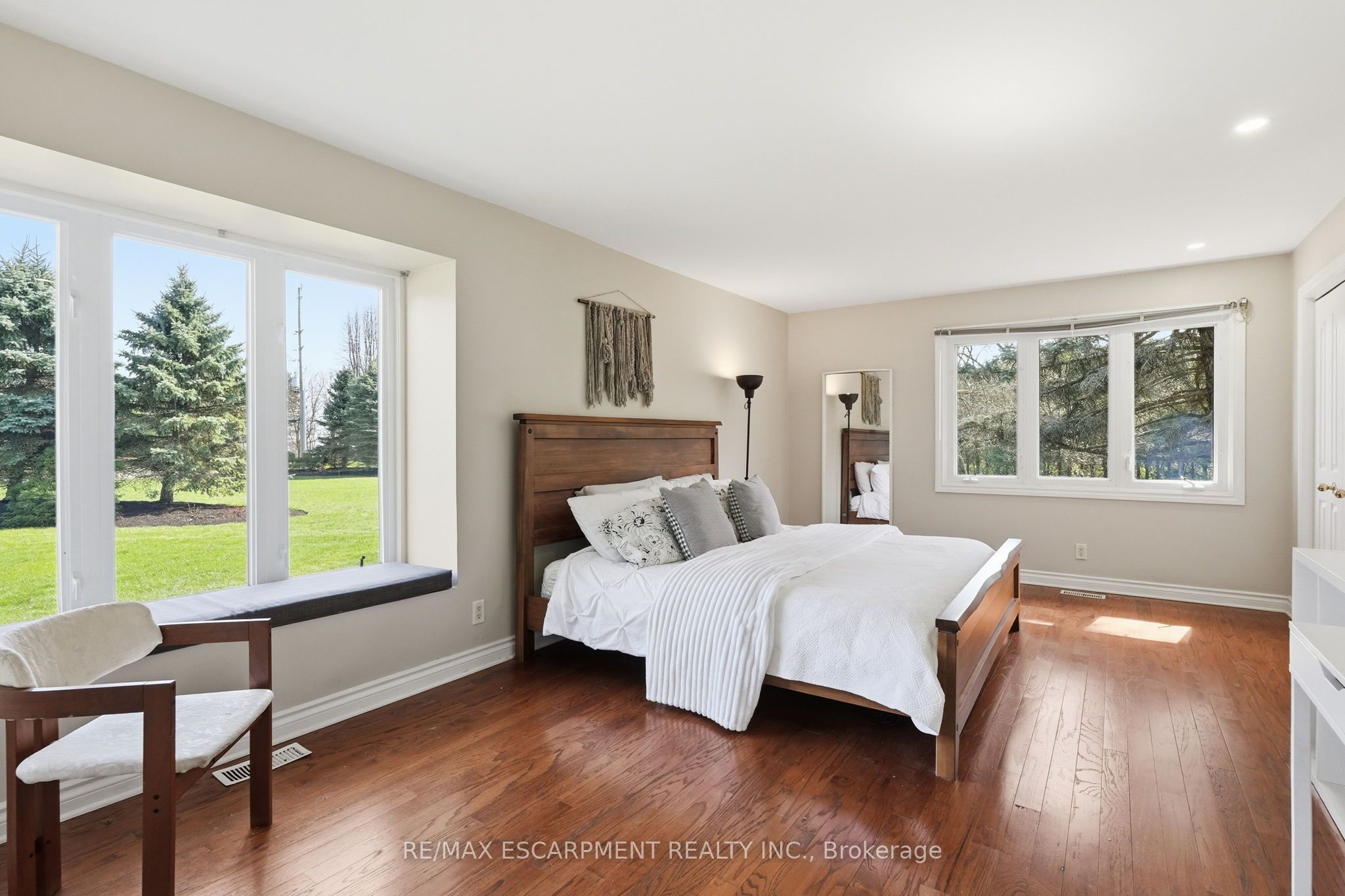 19 Concession 5 E Property Photo 23
