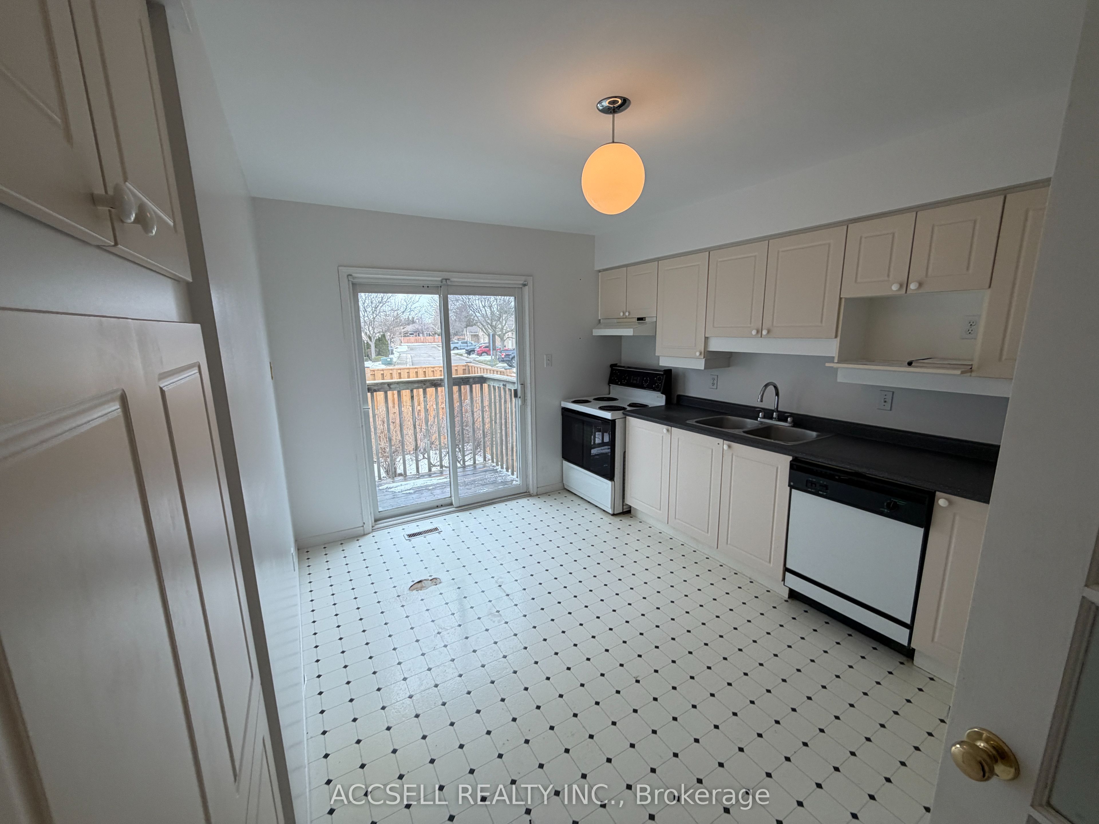 325 Lighthouse Road 50 Property Photo 10