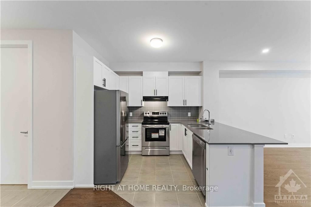 37 Chasing Grove Property Photo 3