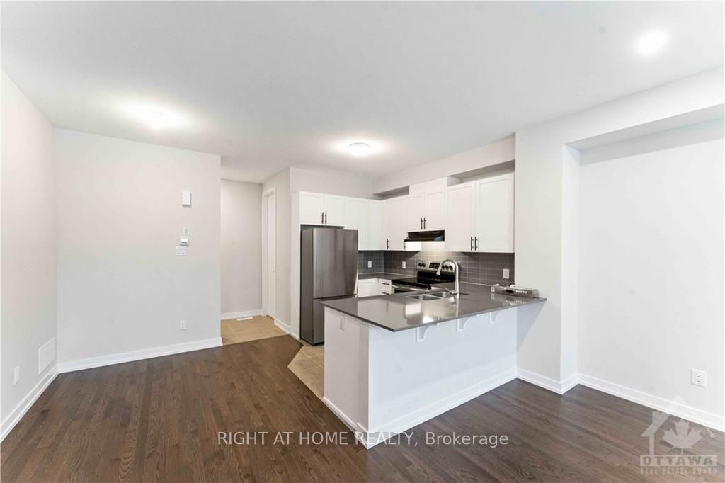 37 Chasing Grove Property Photo 10